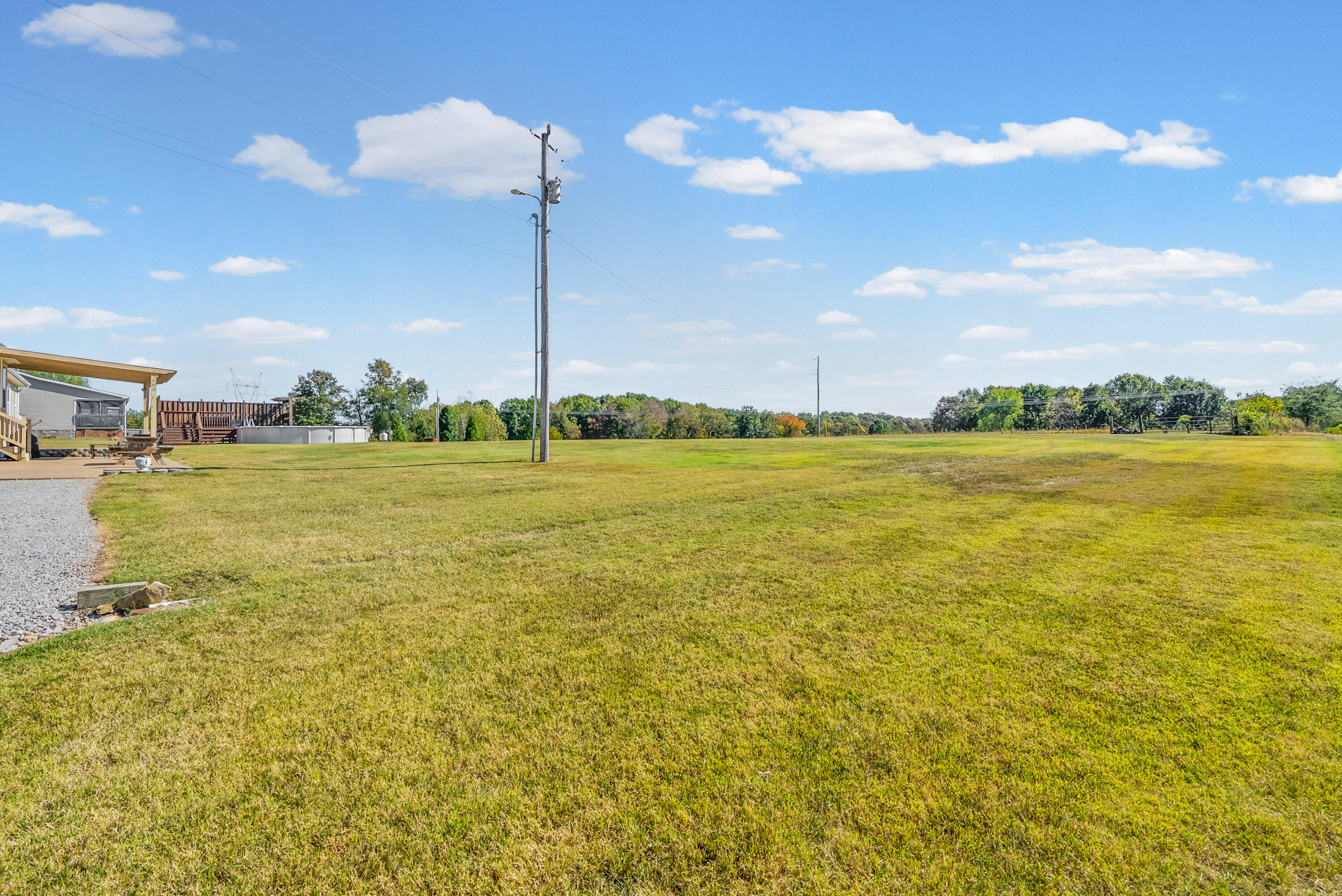 2125 Dogwood Kelly Road Property Photo 5