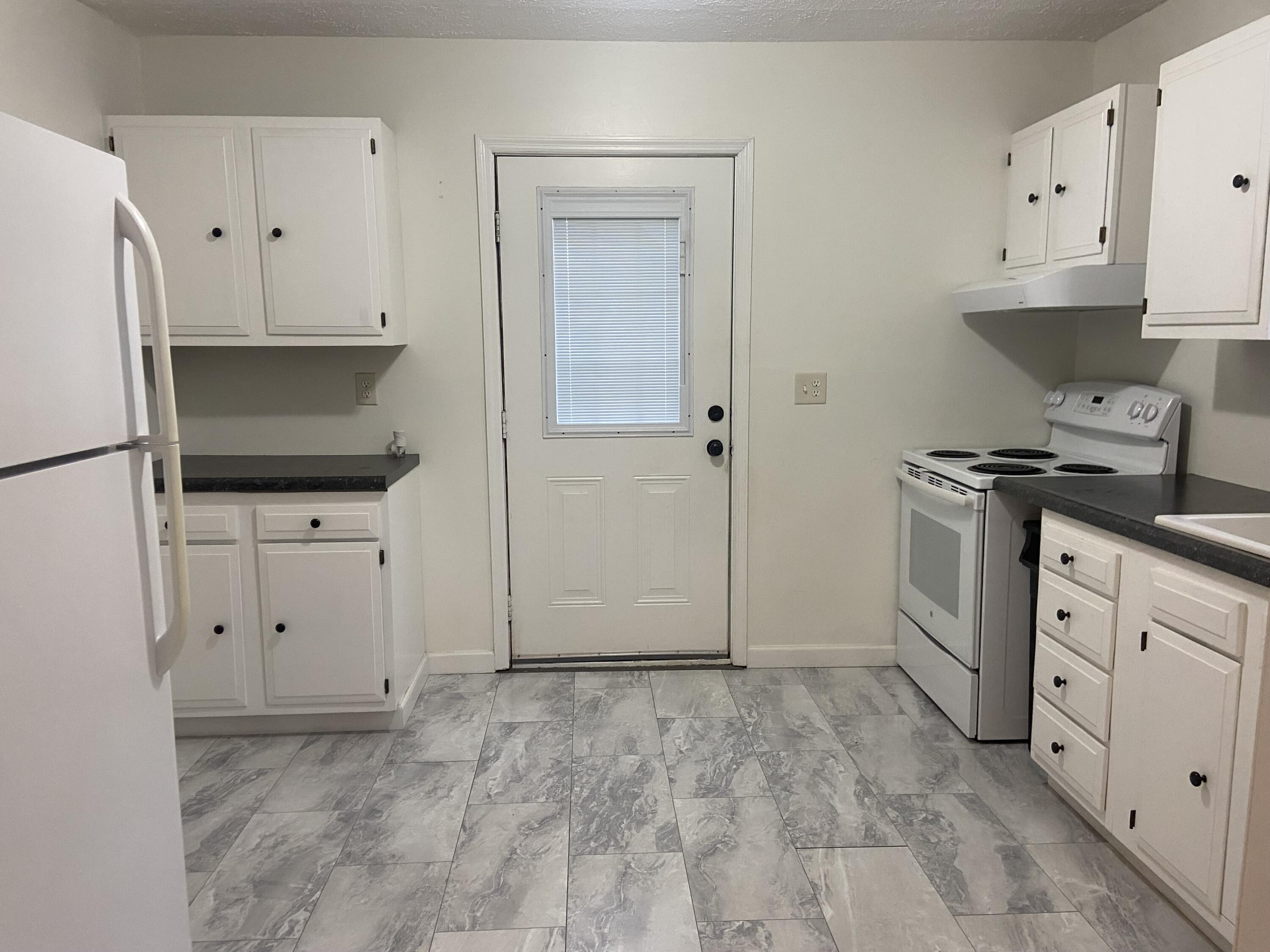 235 Mills Avenue Property Photo 9