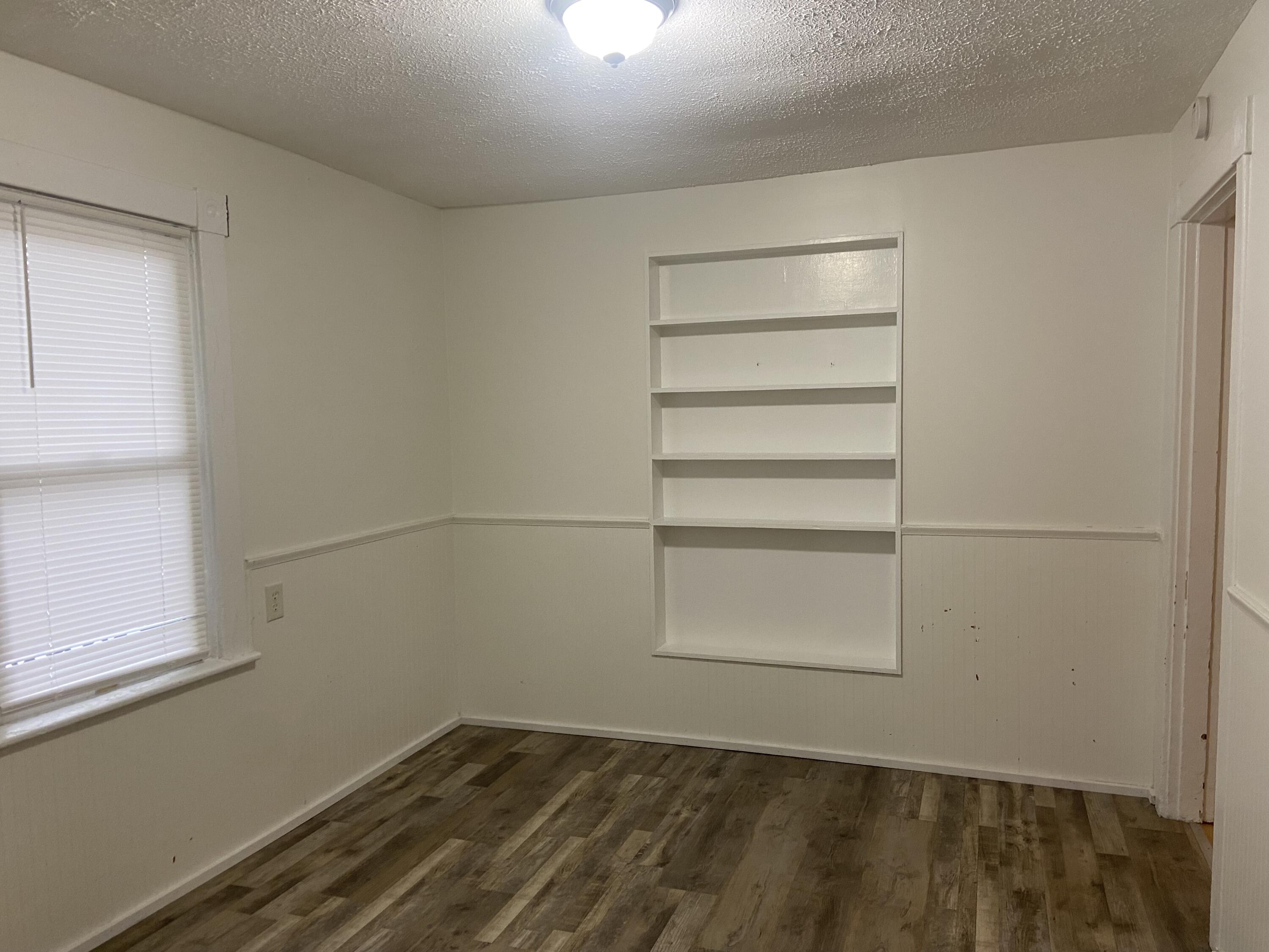 235 Mills Avenue Property Photo 16