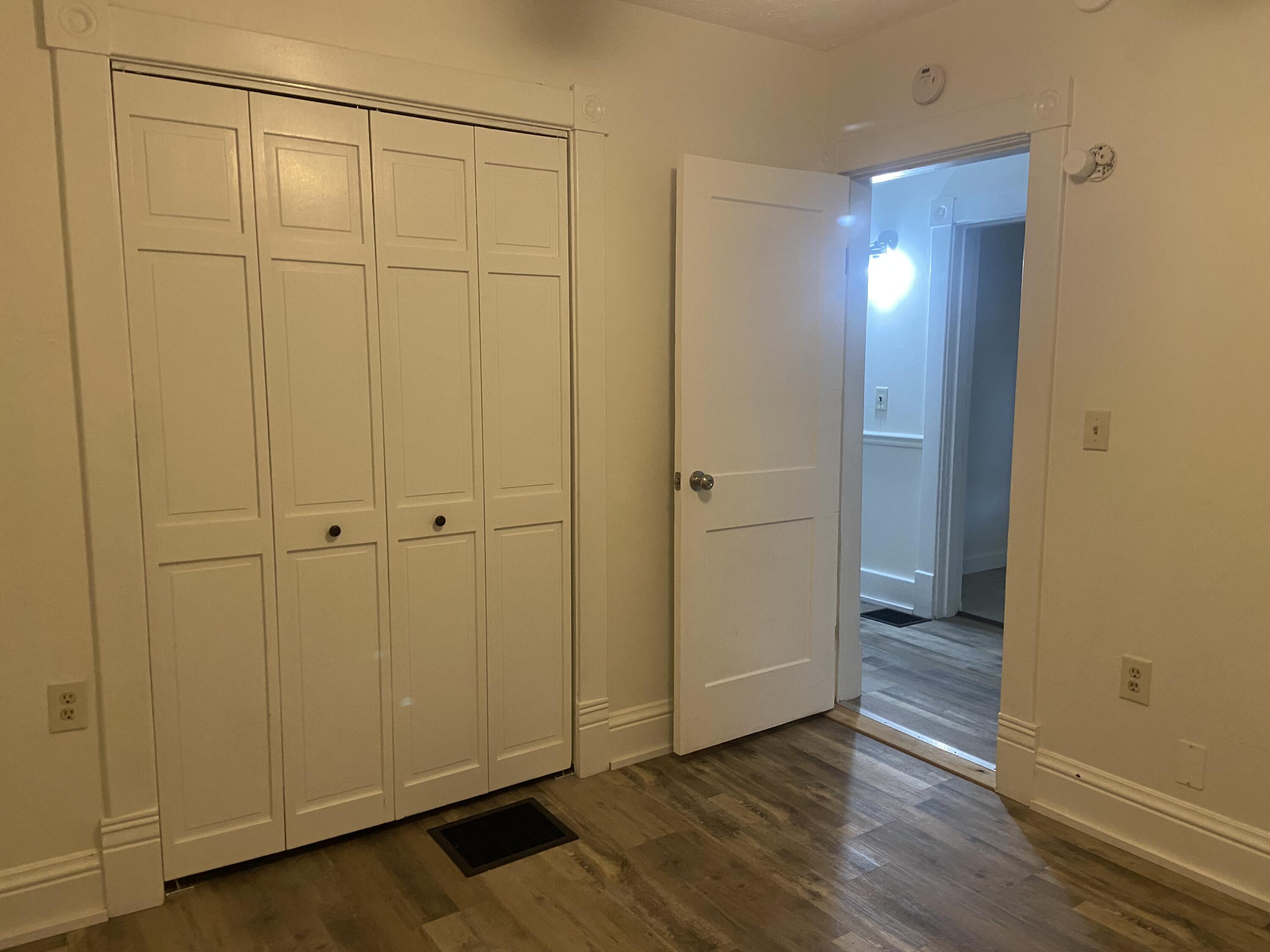 235 Mills Avenue Property Photo 18