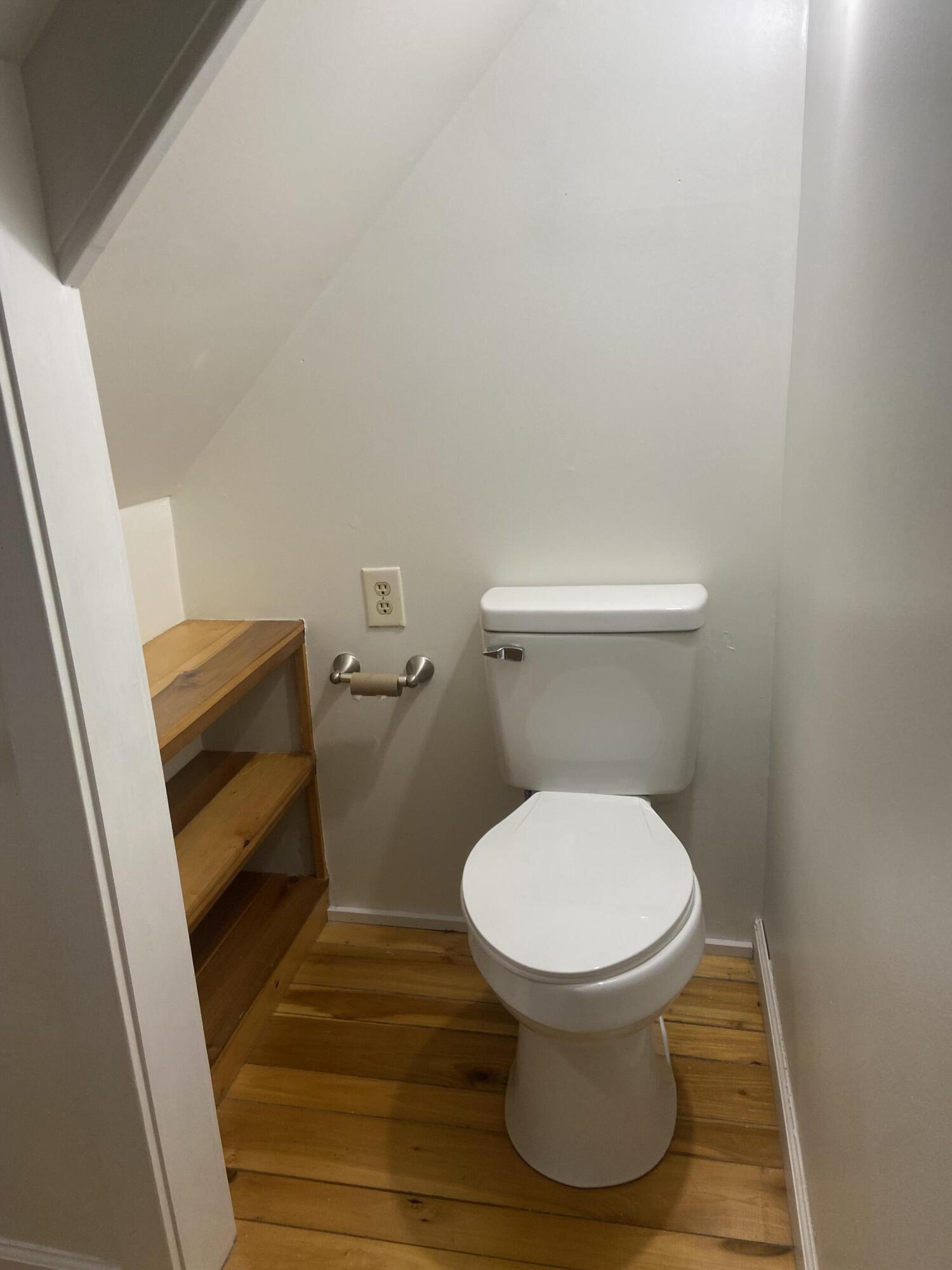 235 Mills Avenue Property Photo 21