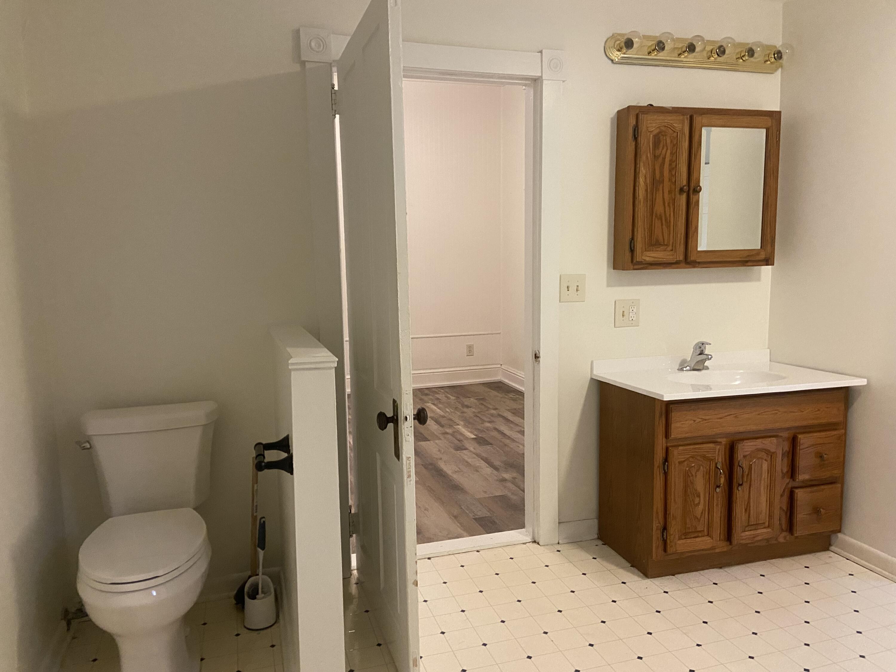 235 Mills Avenue Property Photo 28