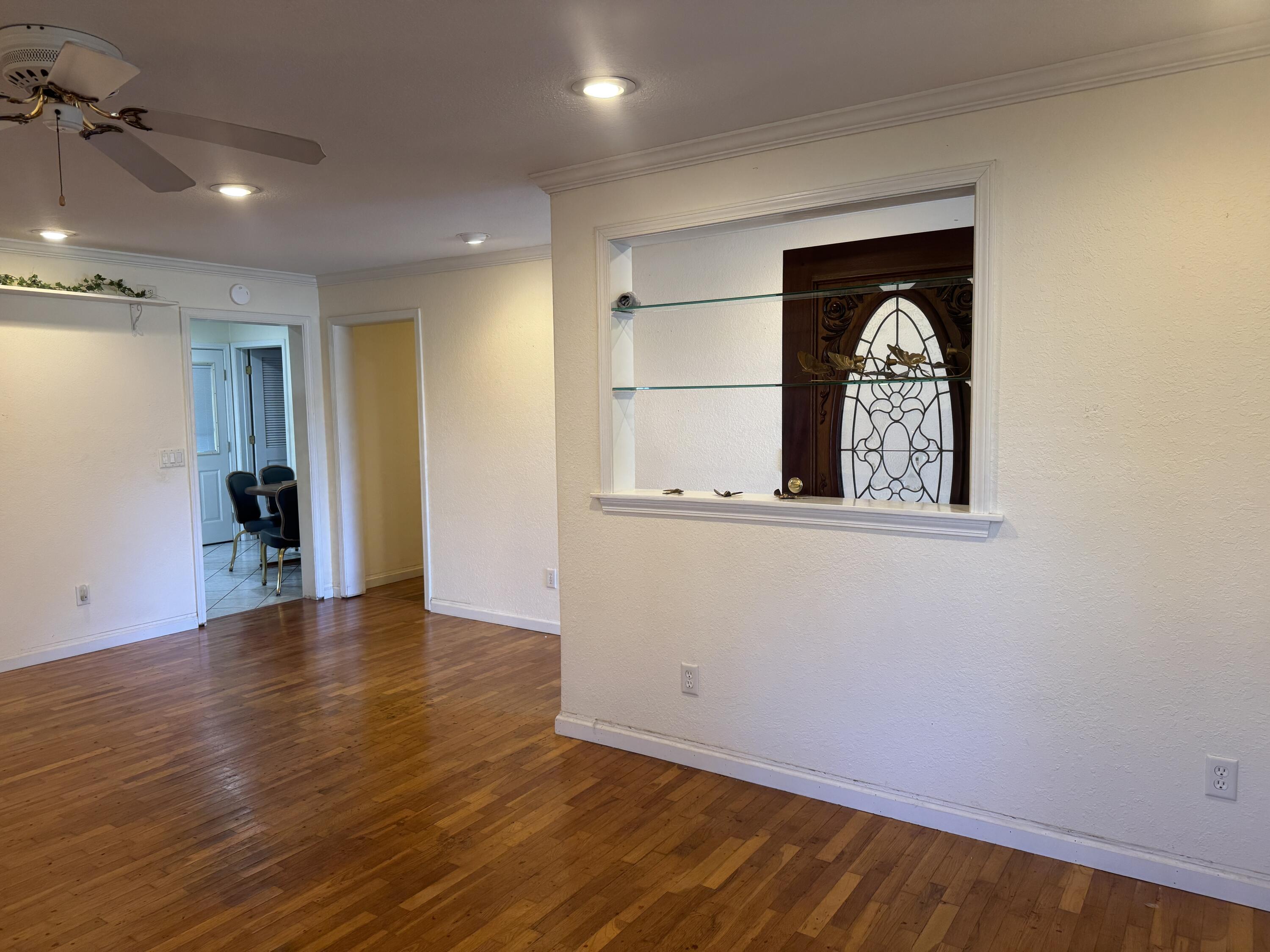 309 S 13th Street Property Photo 8