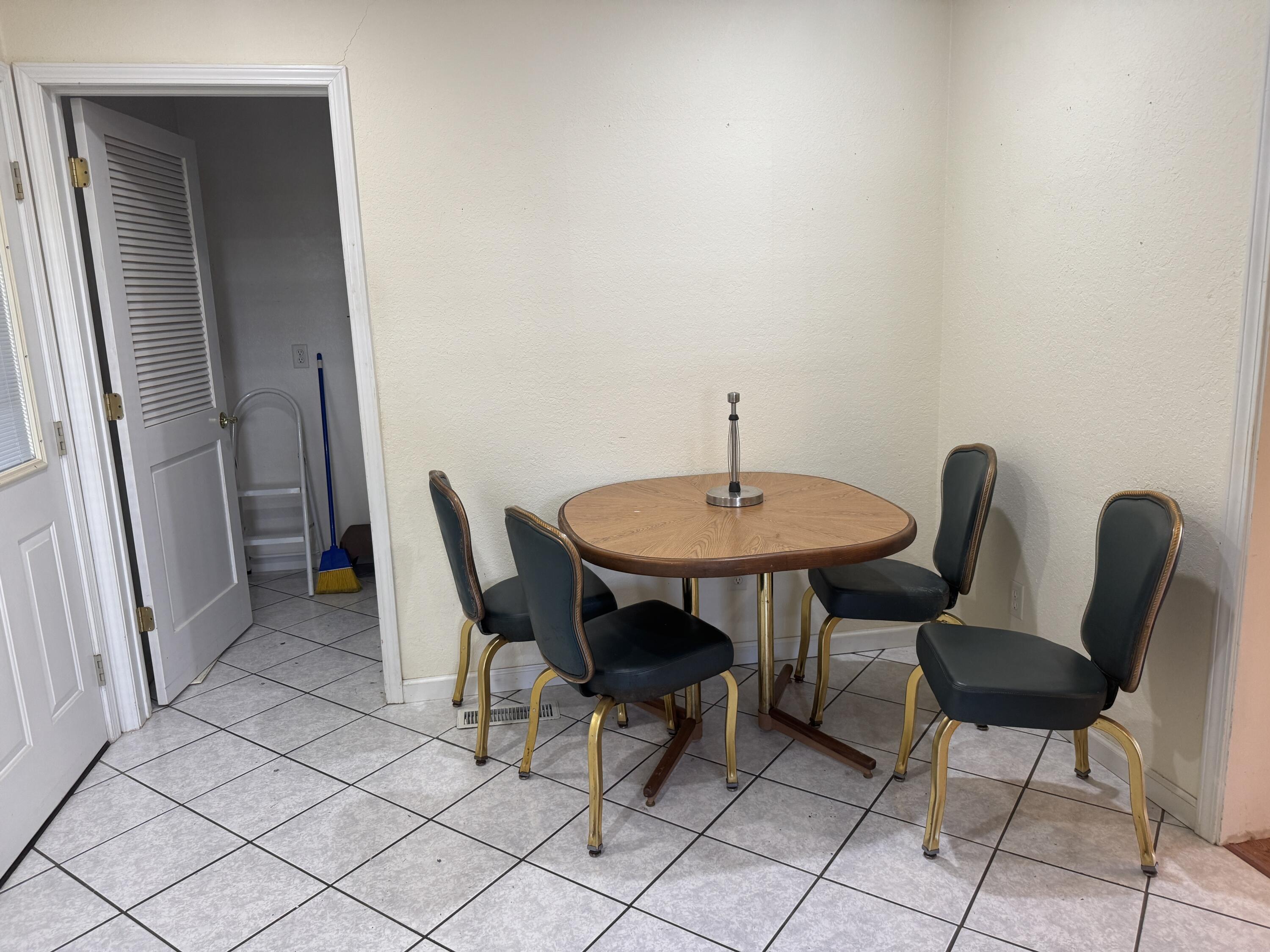 309 S 13th Street Property Photo 12