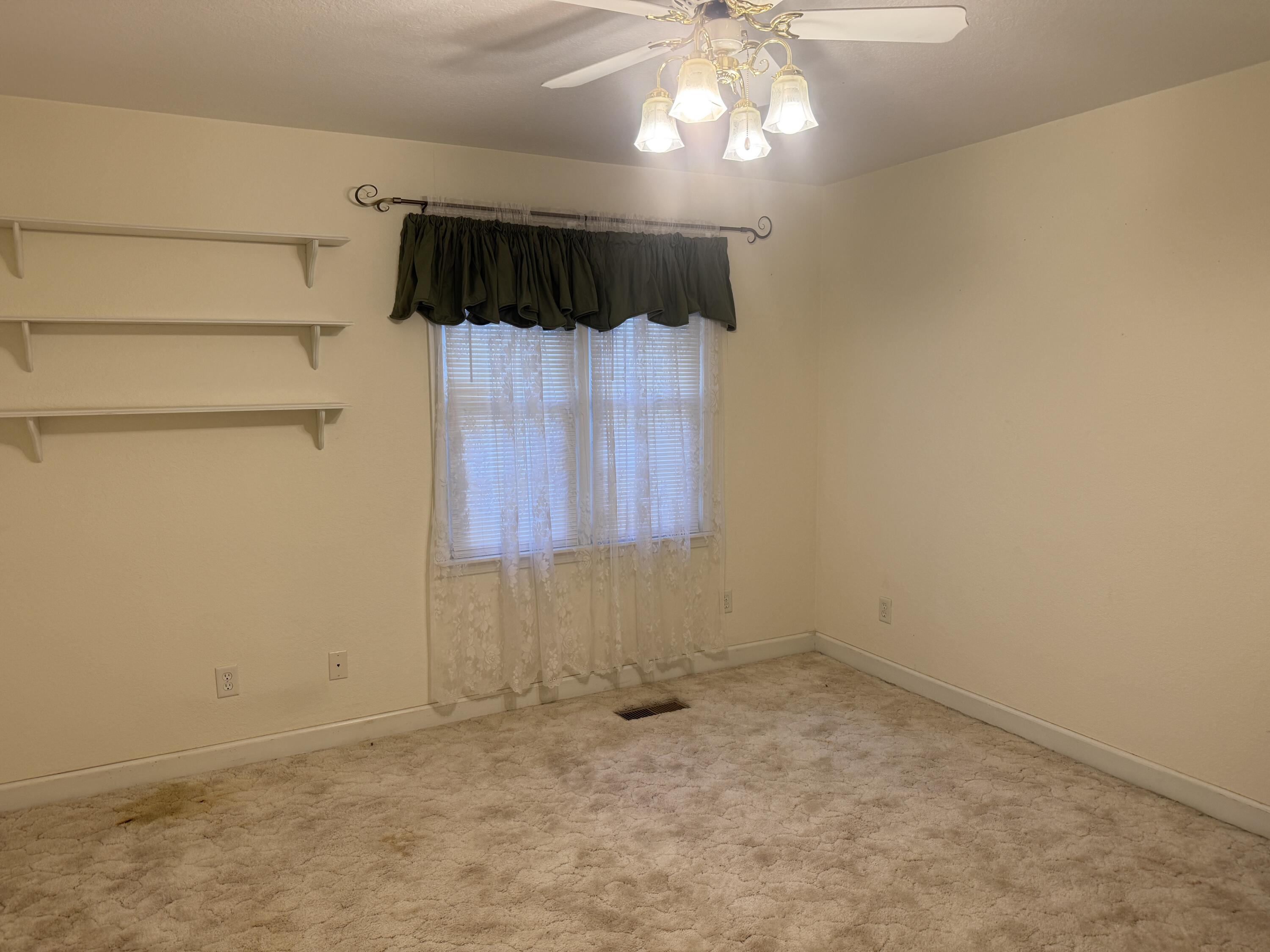 309 S 13th Street Property Photo 14