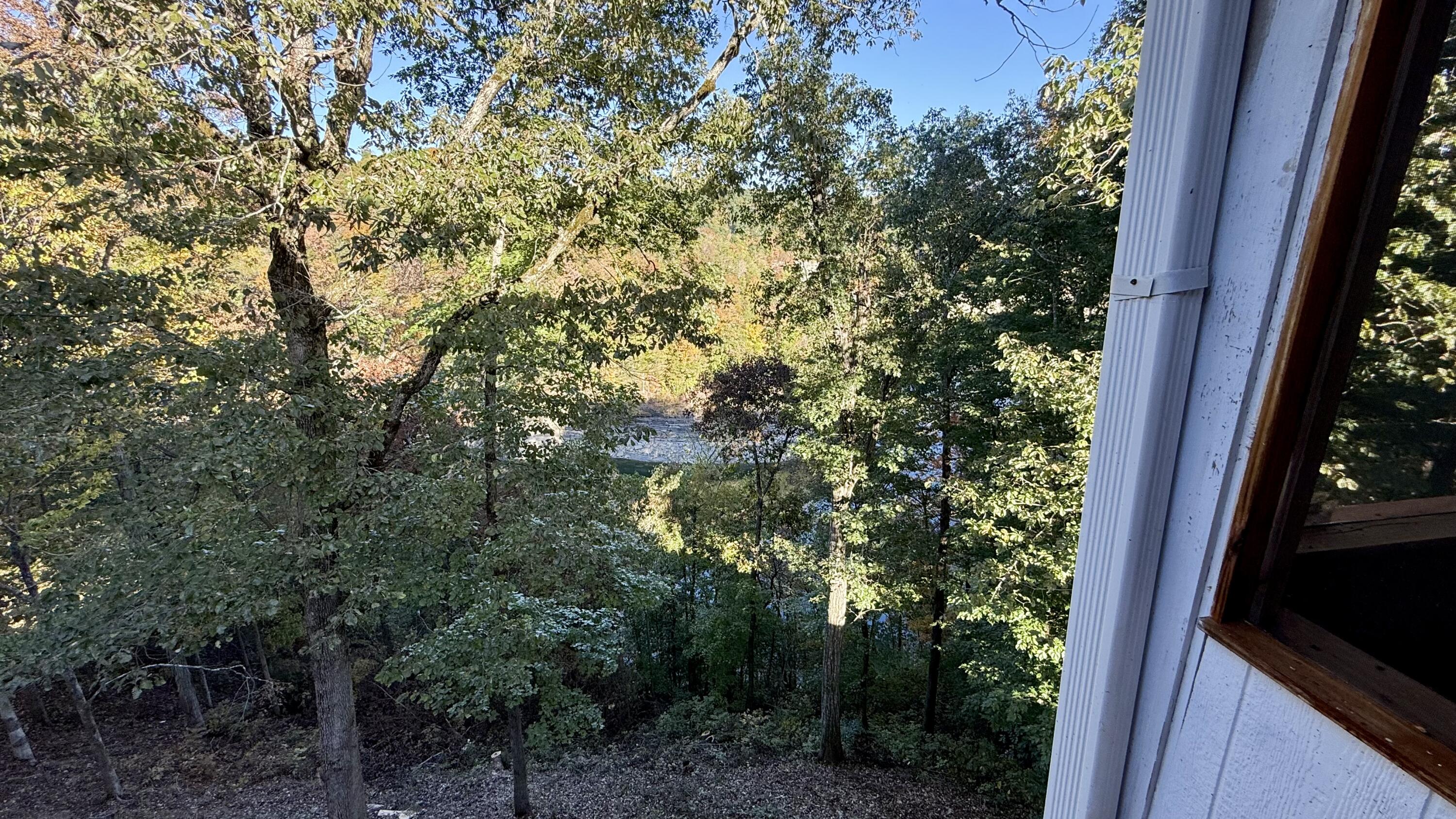 135 Laurel Road Property Photo 15