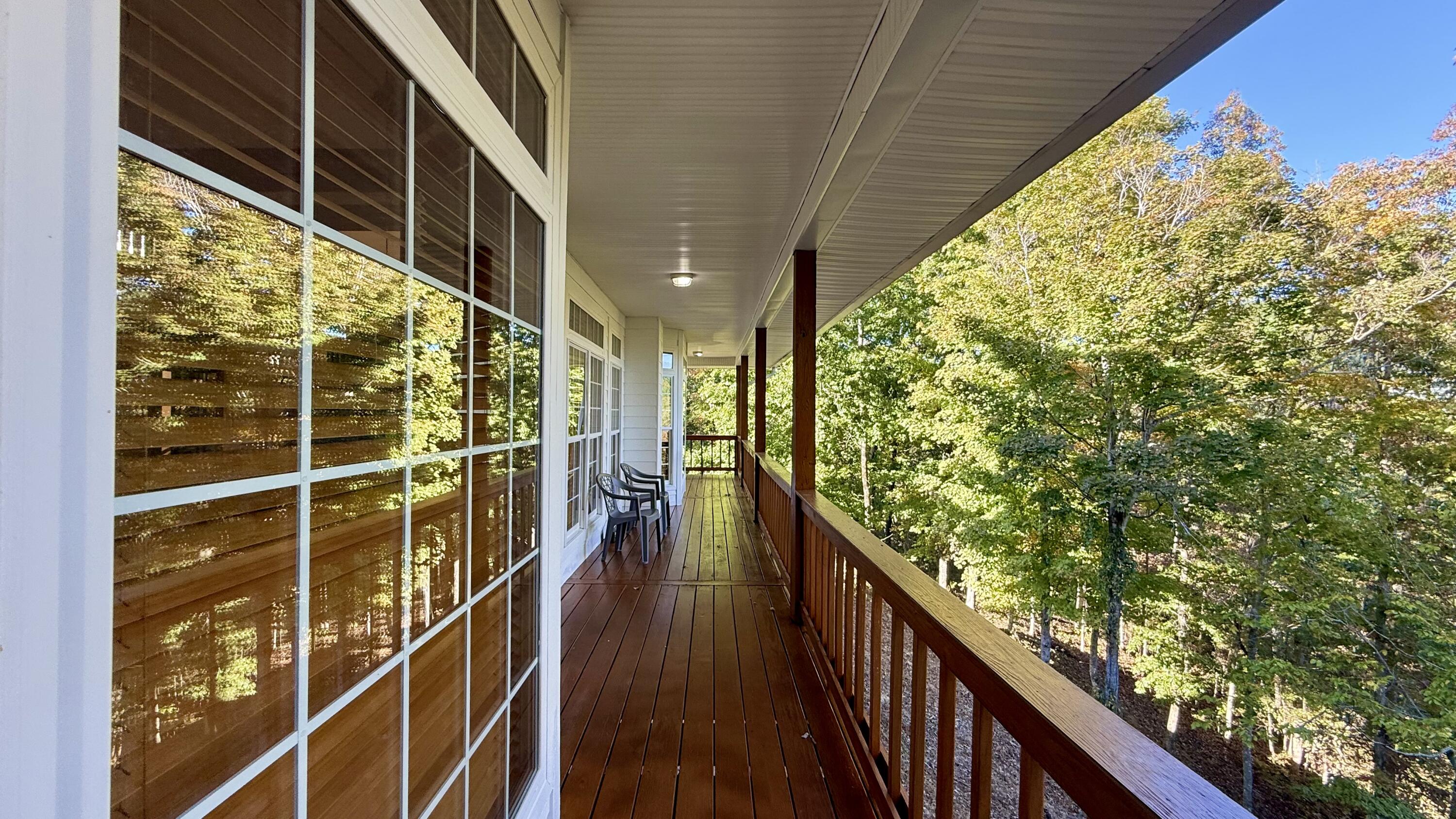135 Laurel Road Property Photo 17