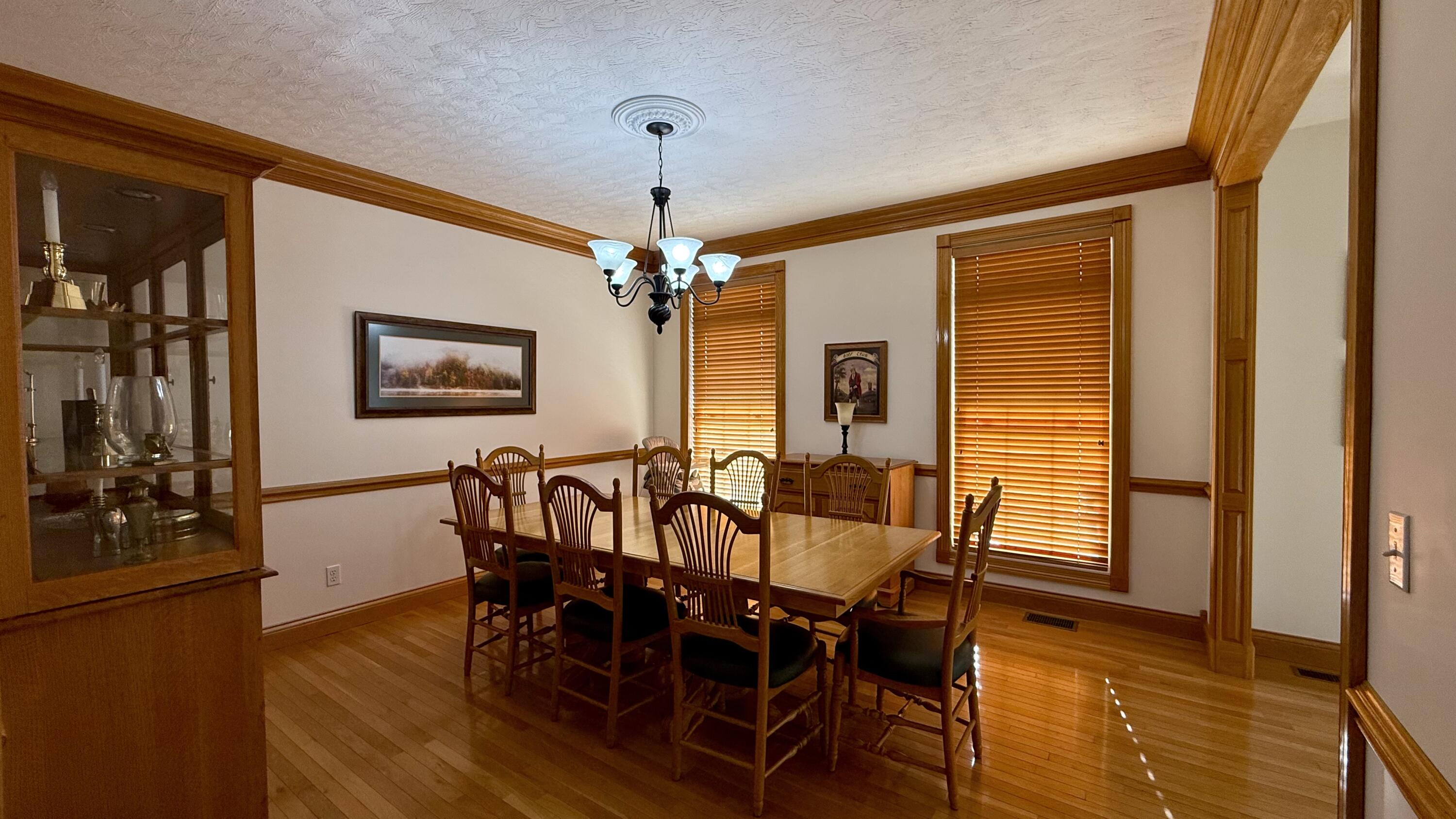 135 Laurel Road Property Photo 23