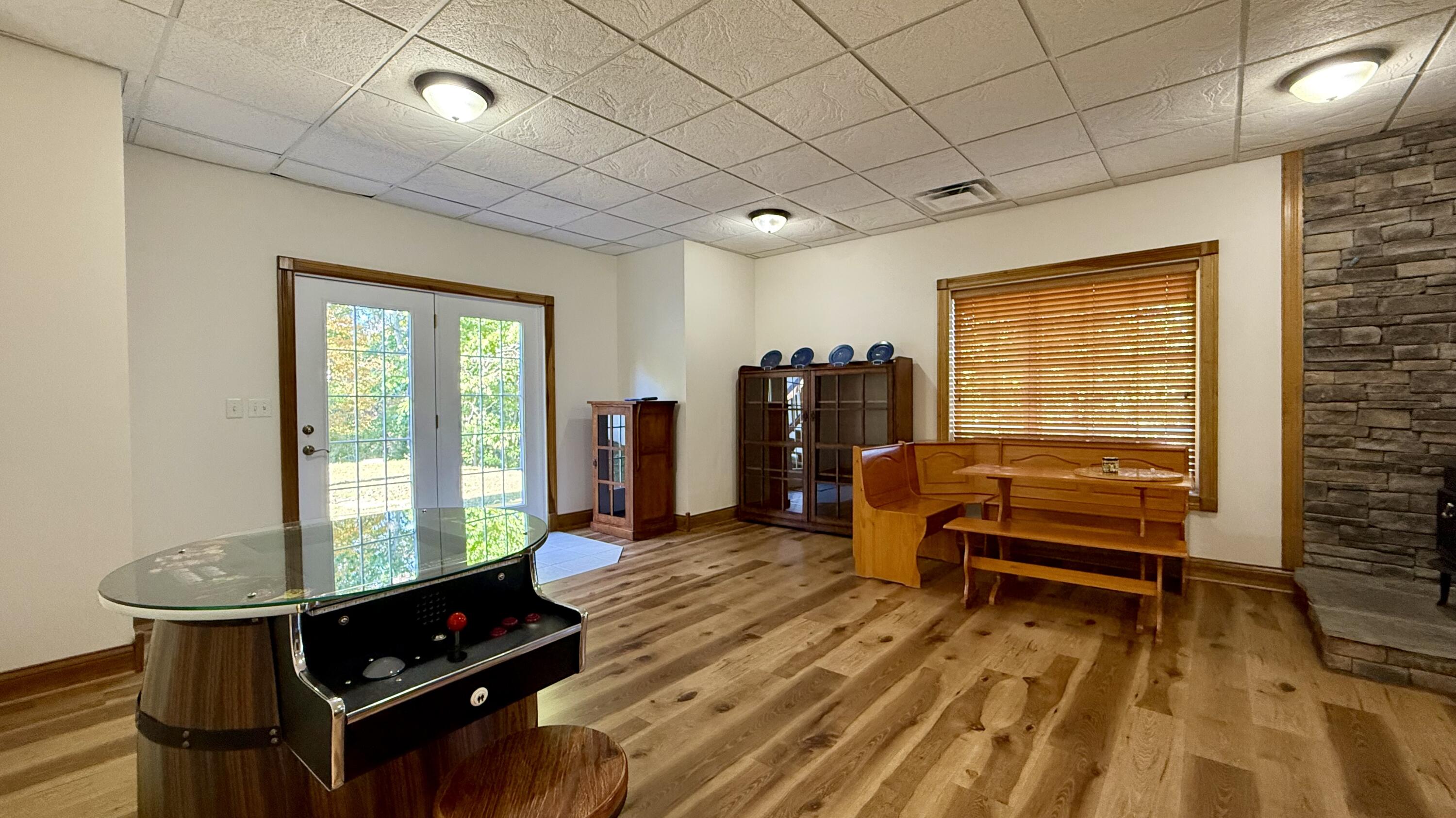 135 Laurel Road Property Photo 38