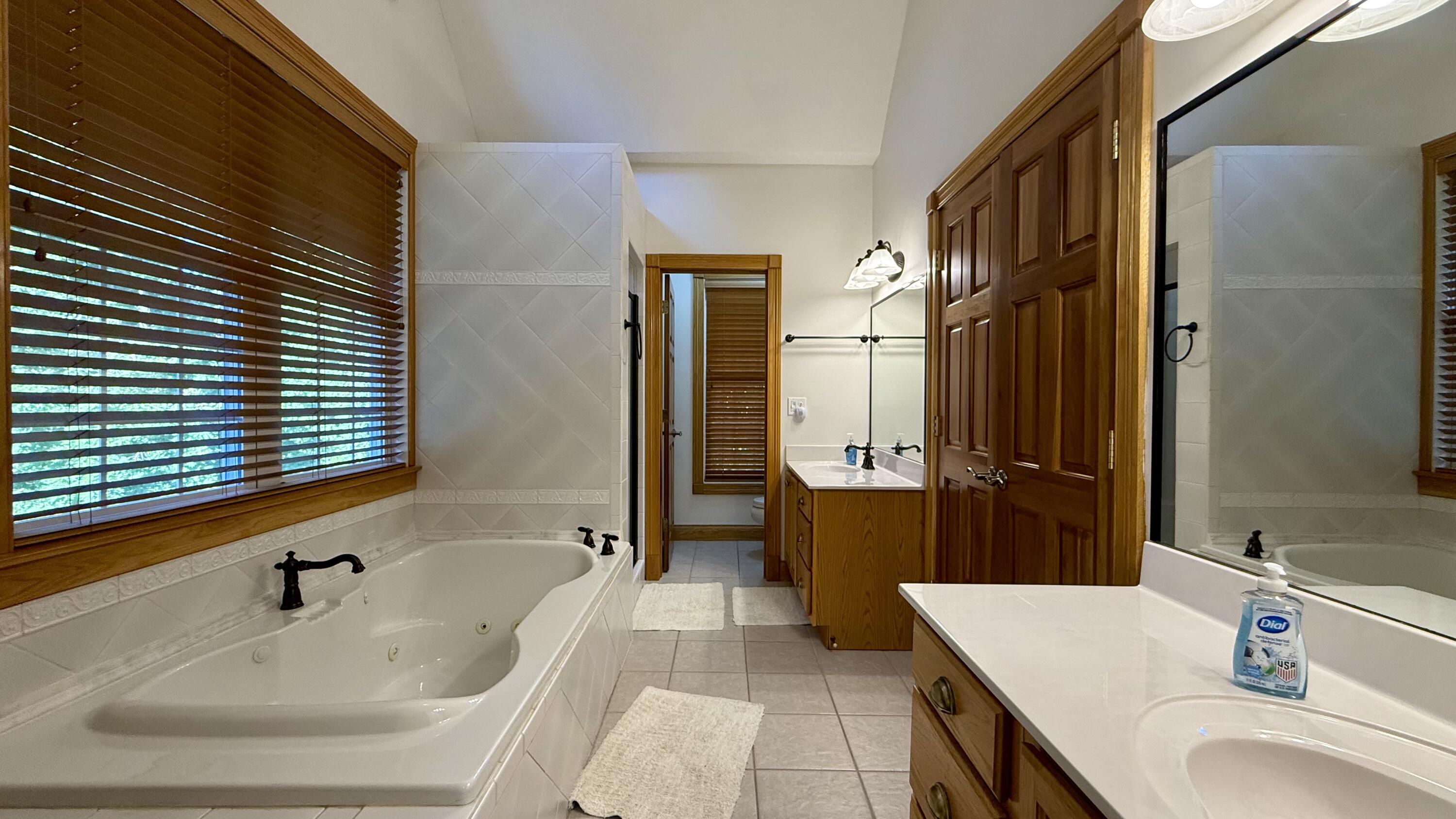 135 Laurel Road Property Photo 67