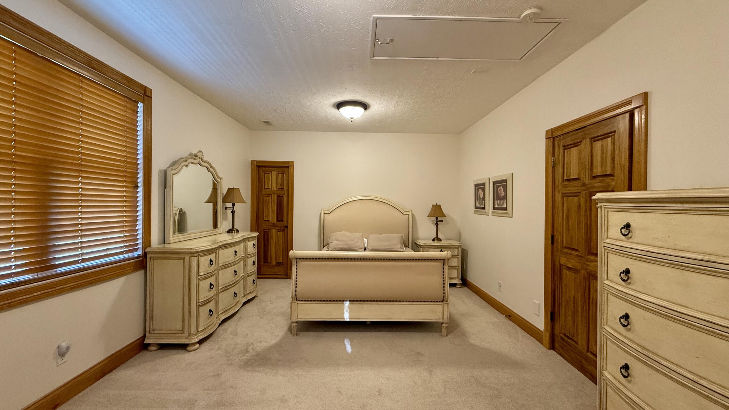 135 Laurel Road Property Photo 70