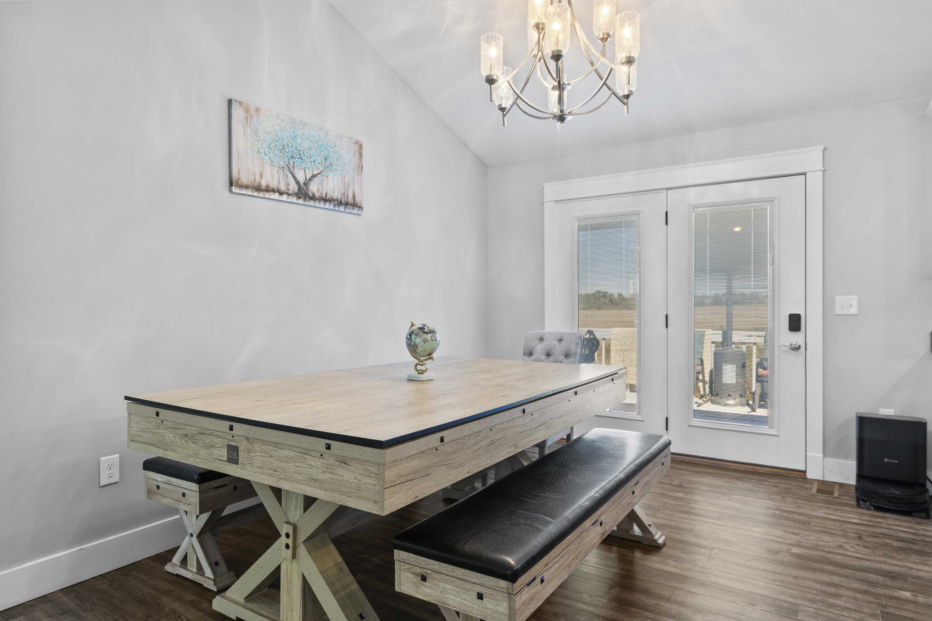 1087 Twin Oaks Boulevard Property Photo 19