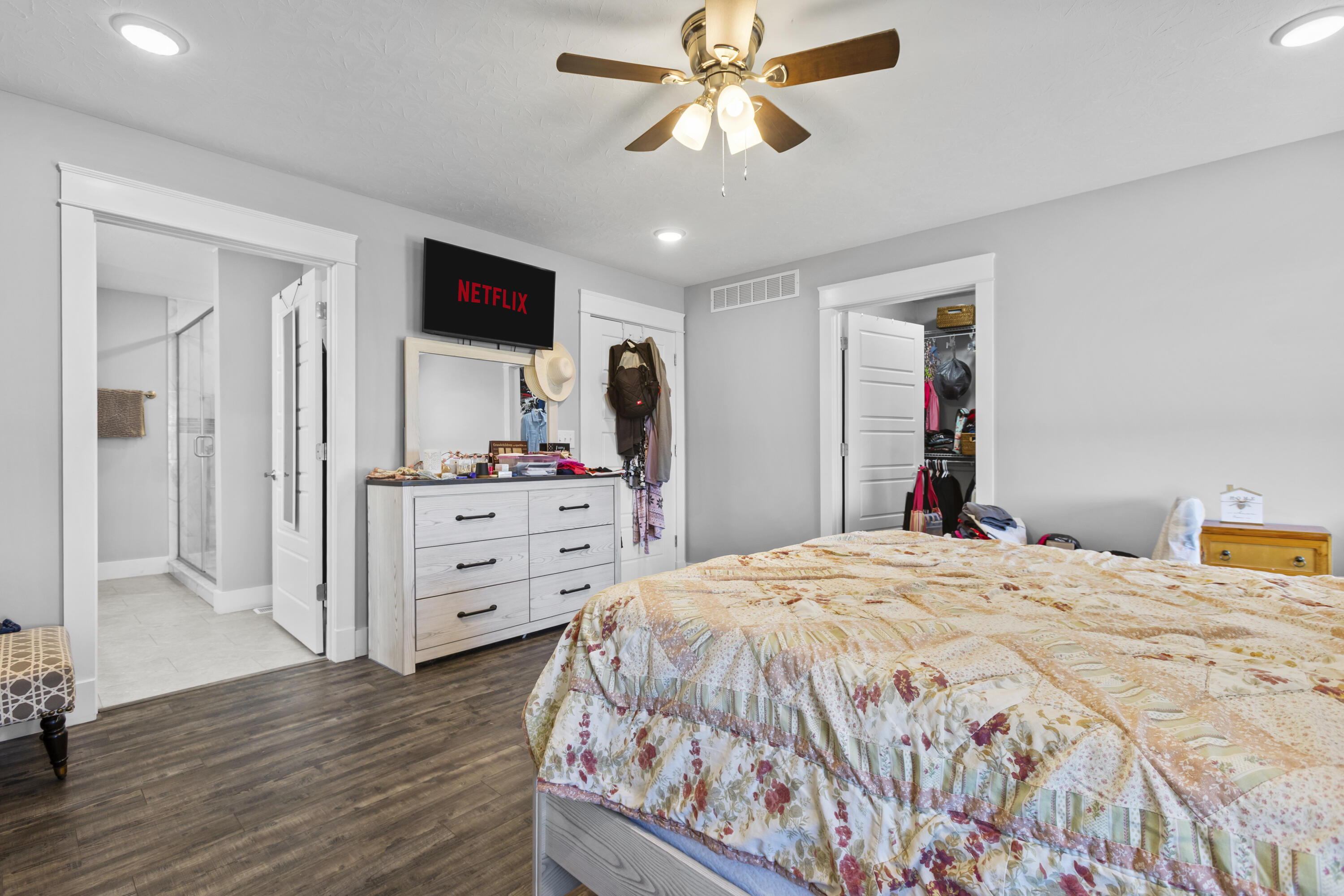 1087 Twin Oaks Boulevard Property Photo 22