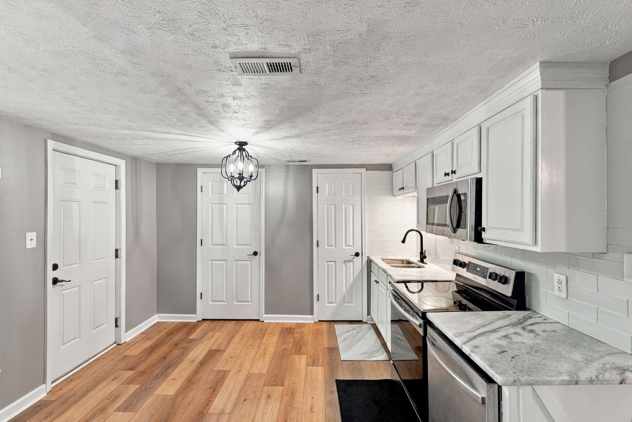 204 Sparks Avenue Property Photo 11