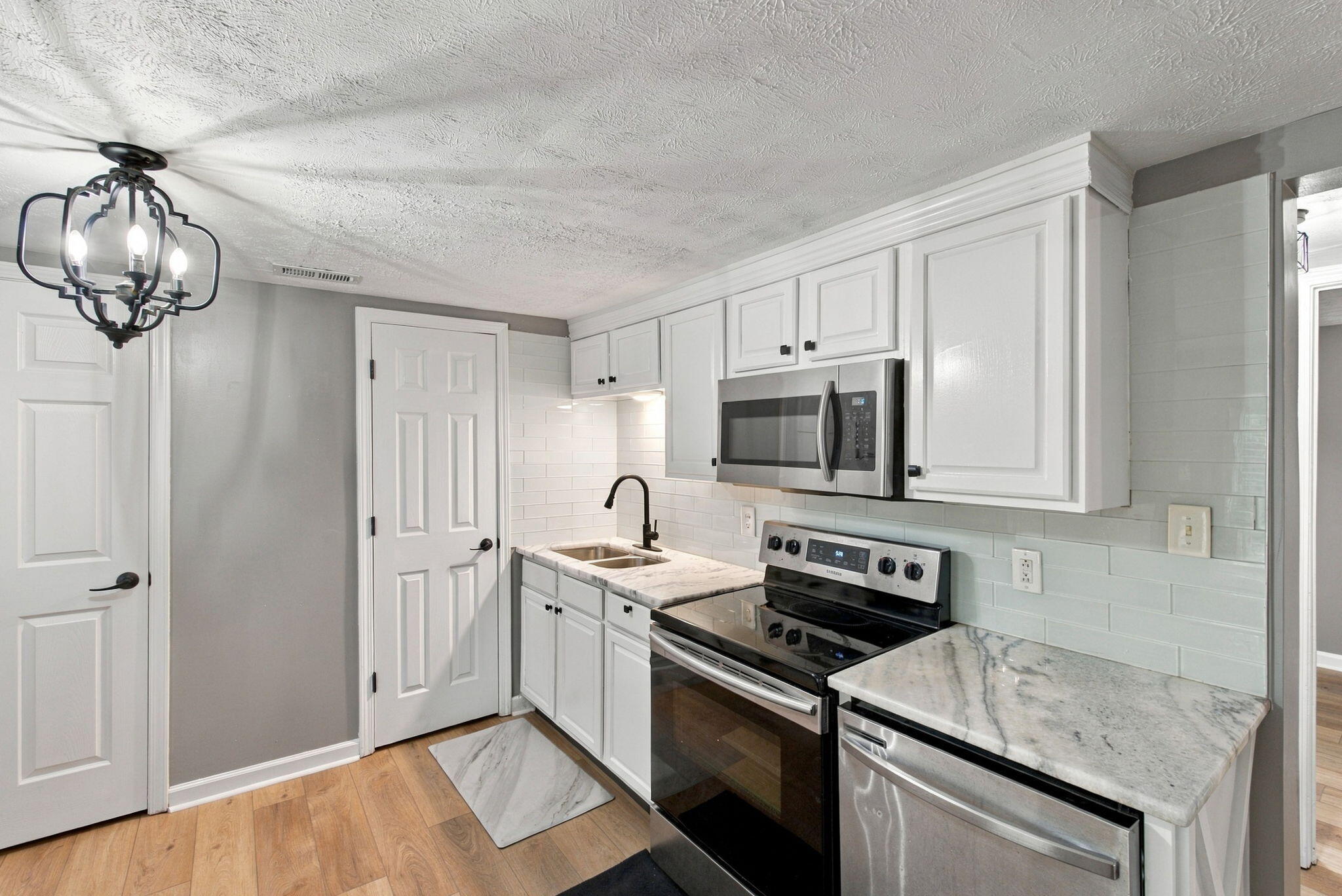 204 Sparks Avenue Property Photo 14