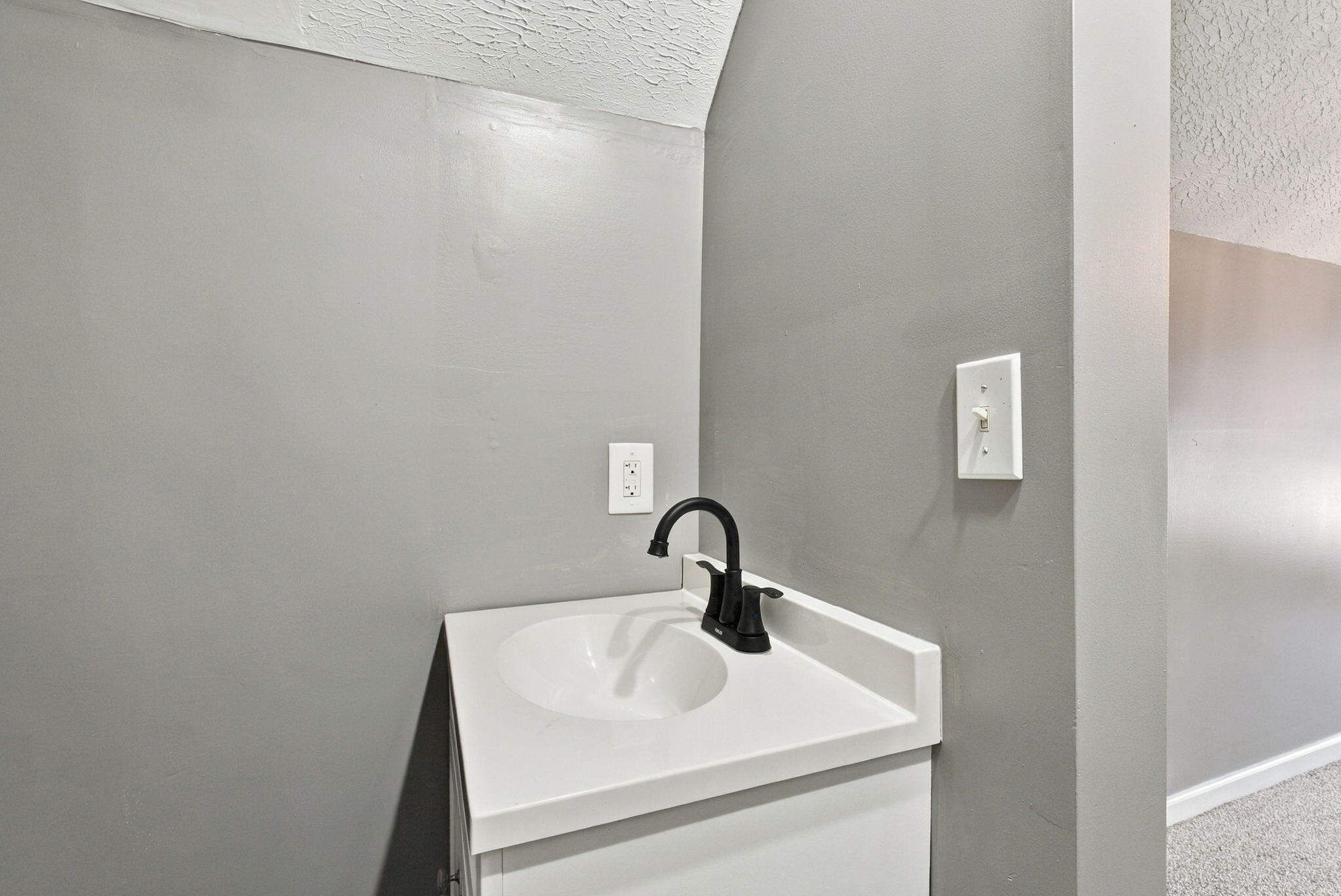 204 Sparks Avenue Property Photo 24