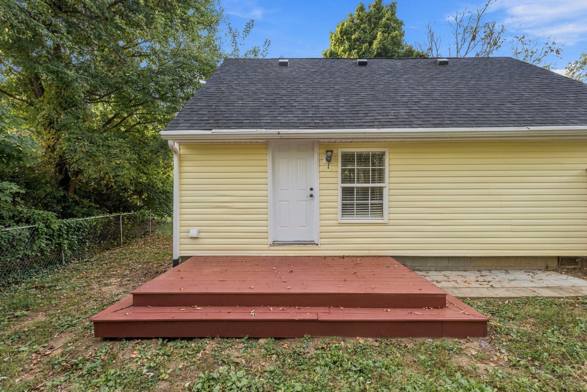 204 Sparks Avenue Property Photo 34
