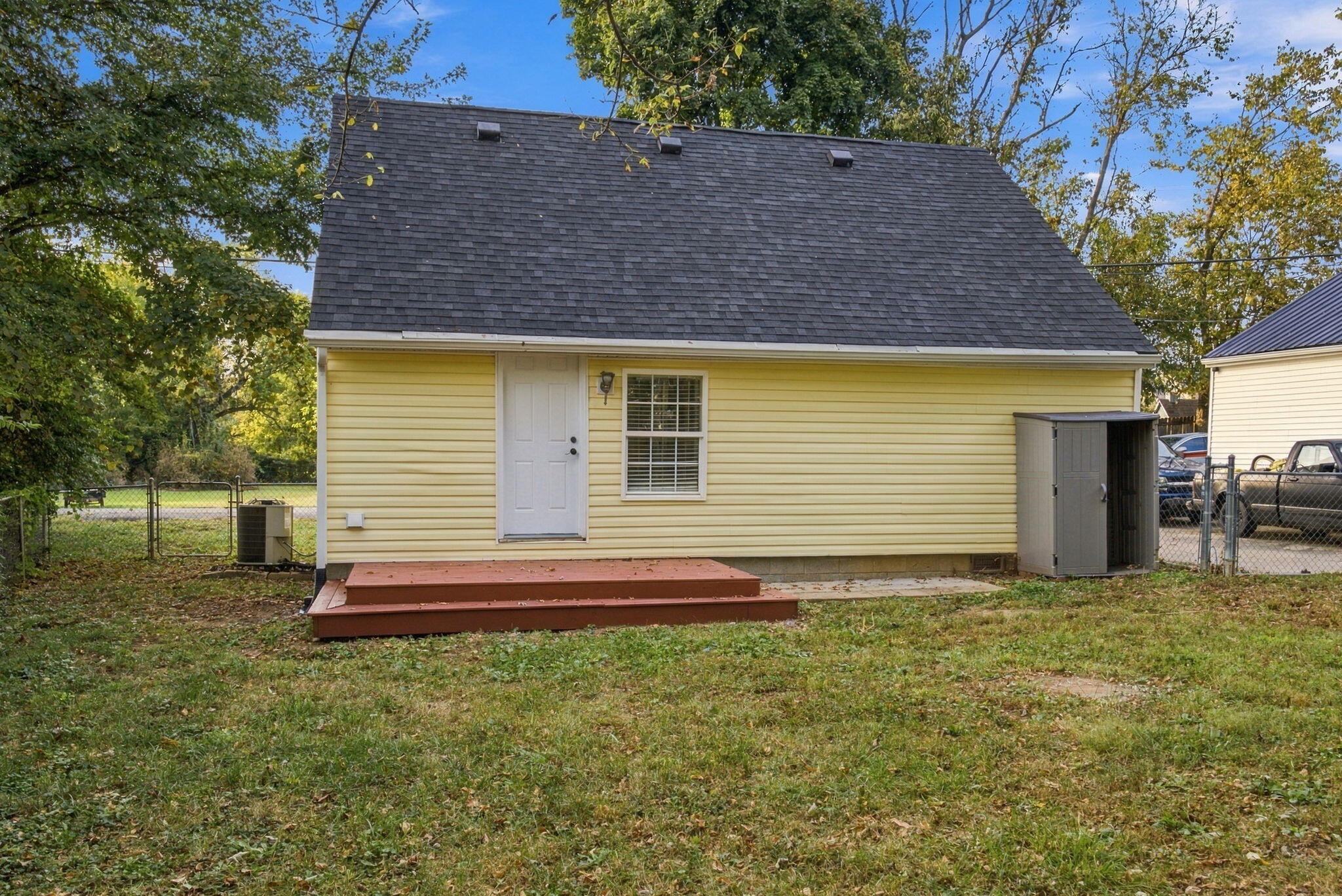 204 Sparks Avenue Property Photo 35