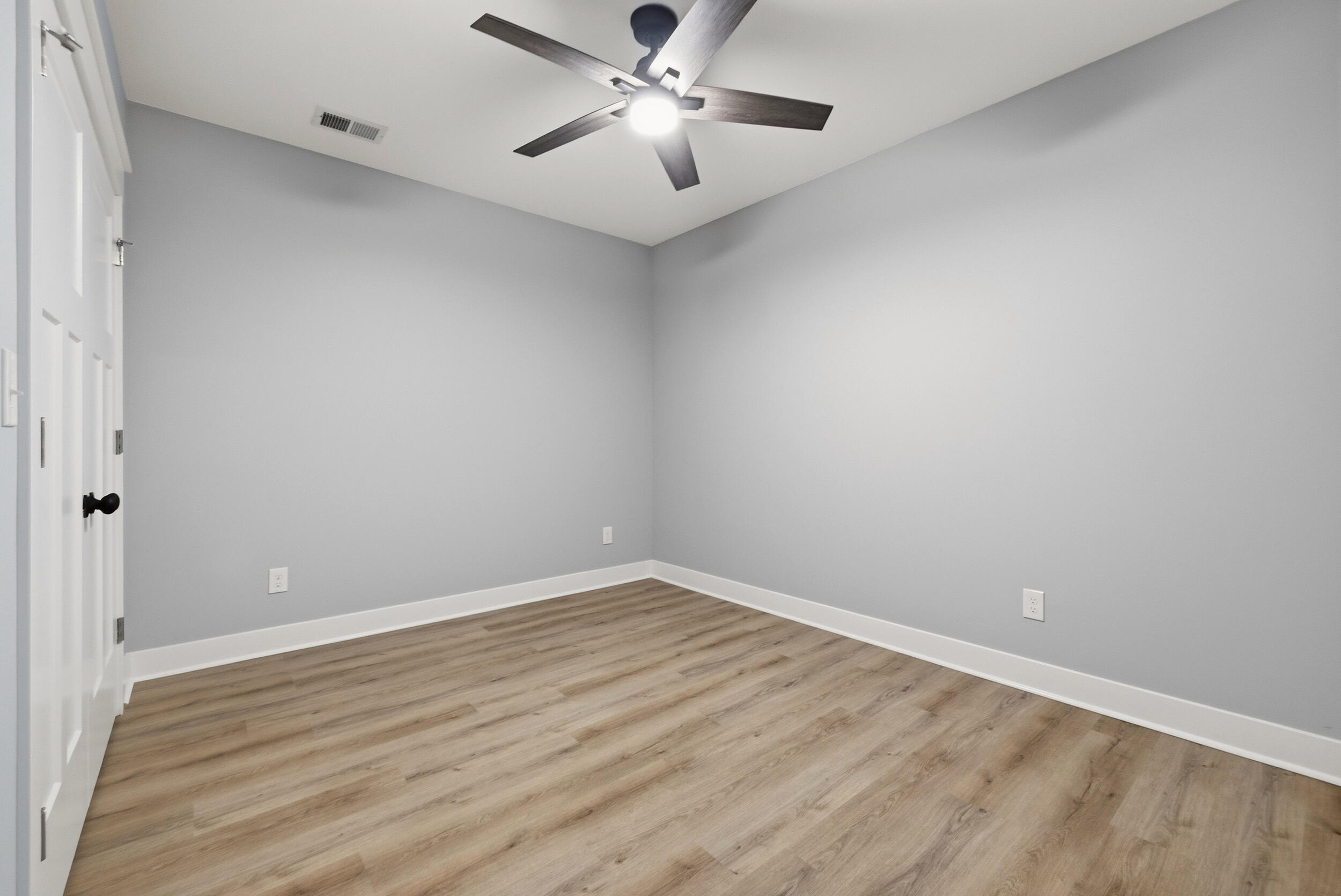 100 Chandler Drive Property Photo 31