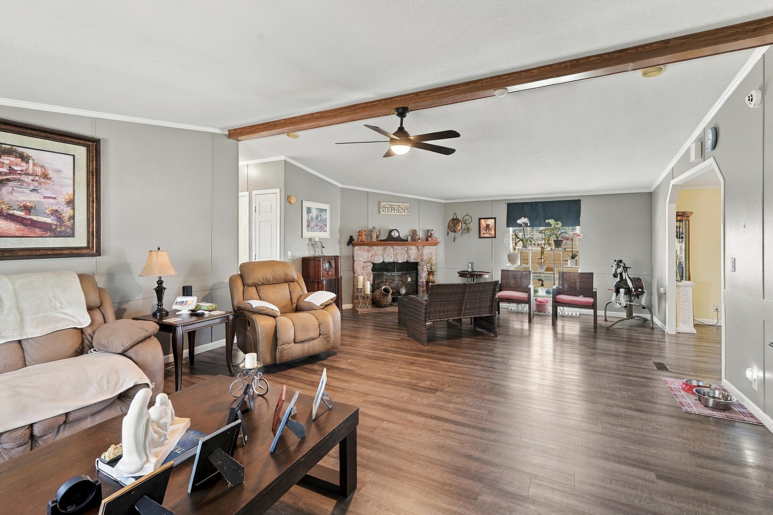 1729 Ky-93 Property Photo 4