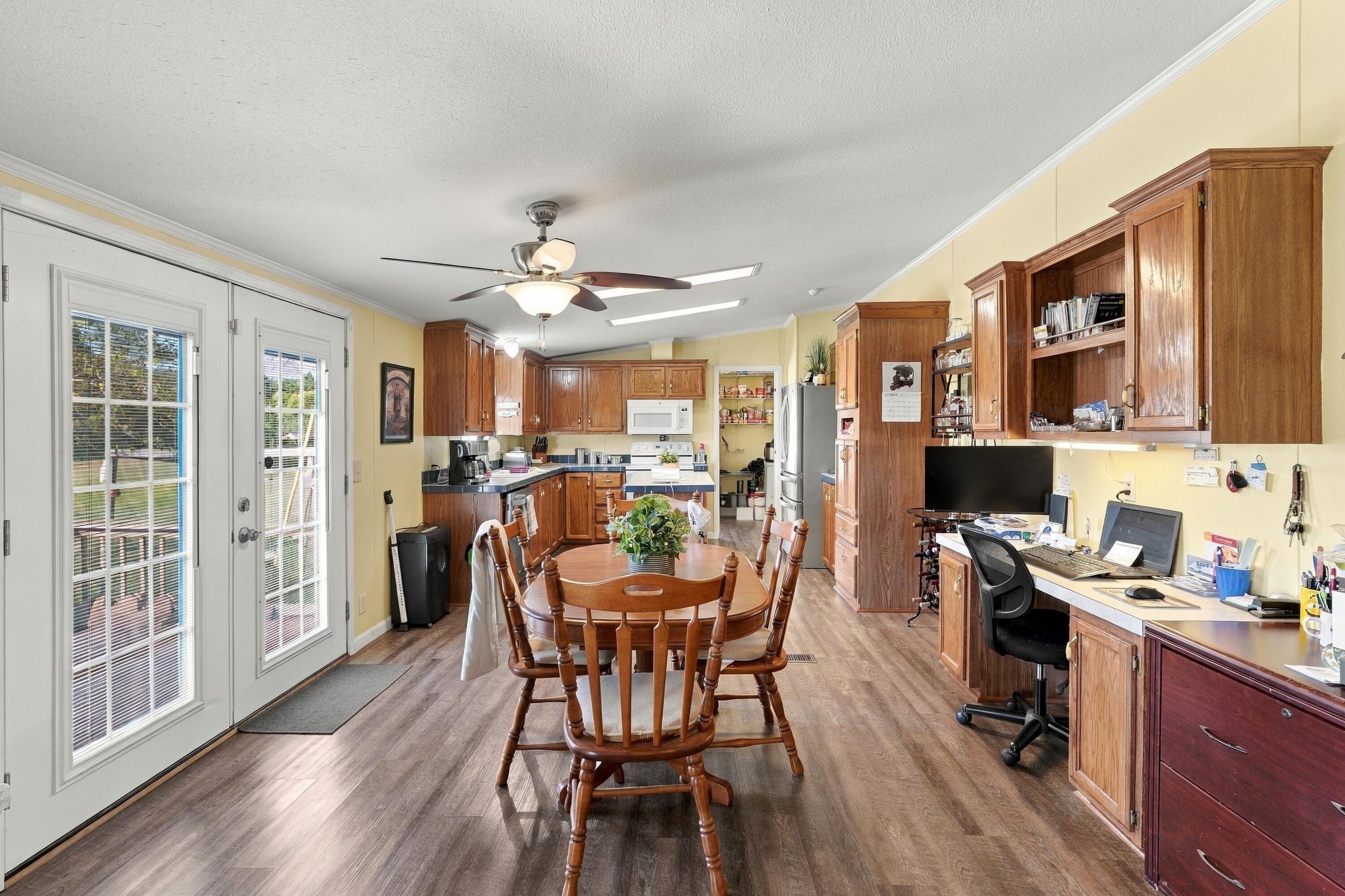 1729 Ky-93 Property Photo 8