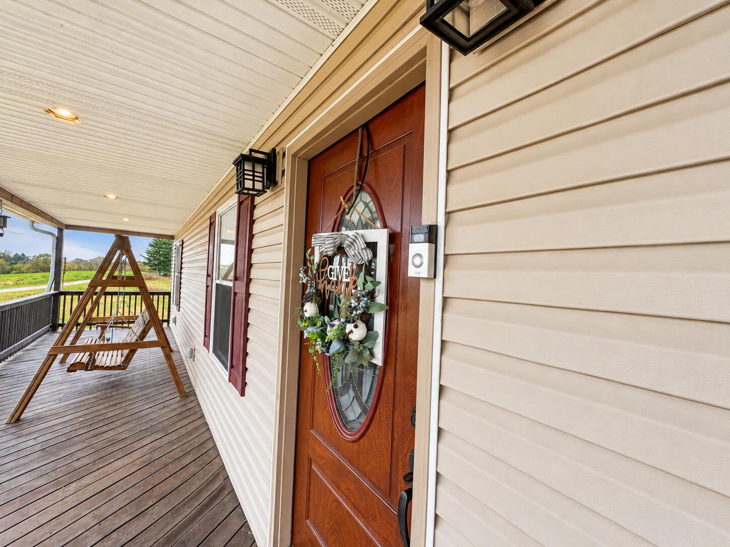 1392 S Bluegrass Road Property Photo 2