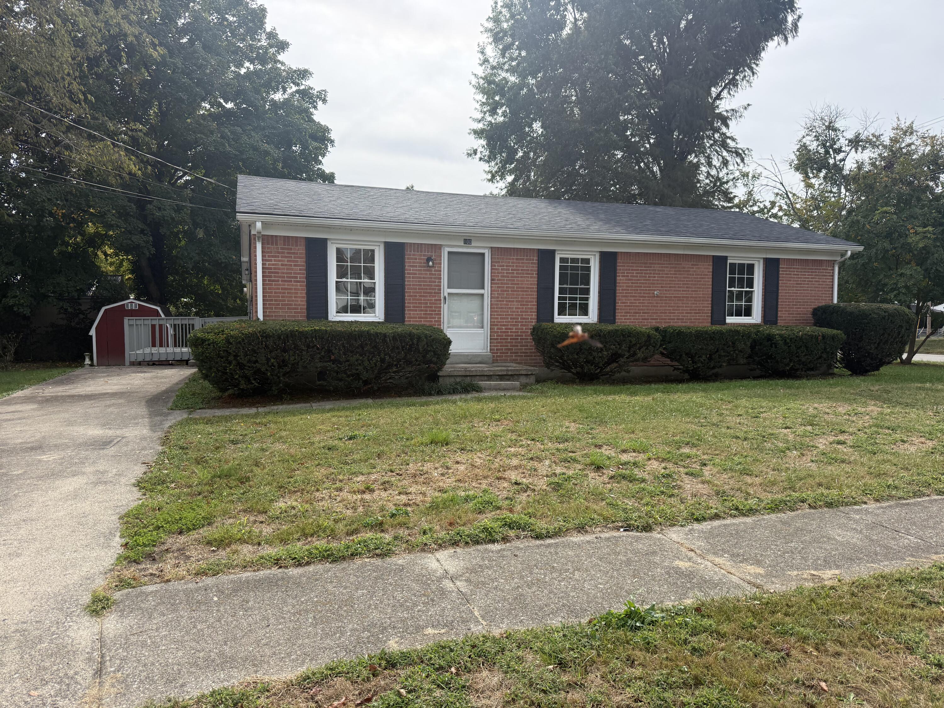 100 Brushwood Court Property Photo 3