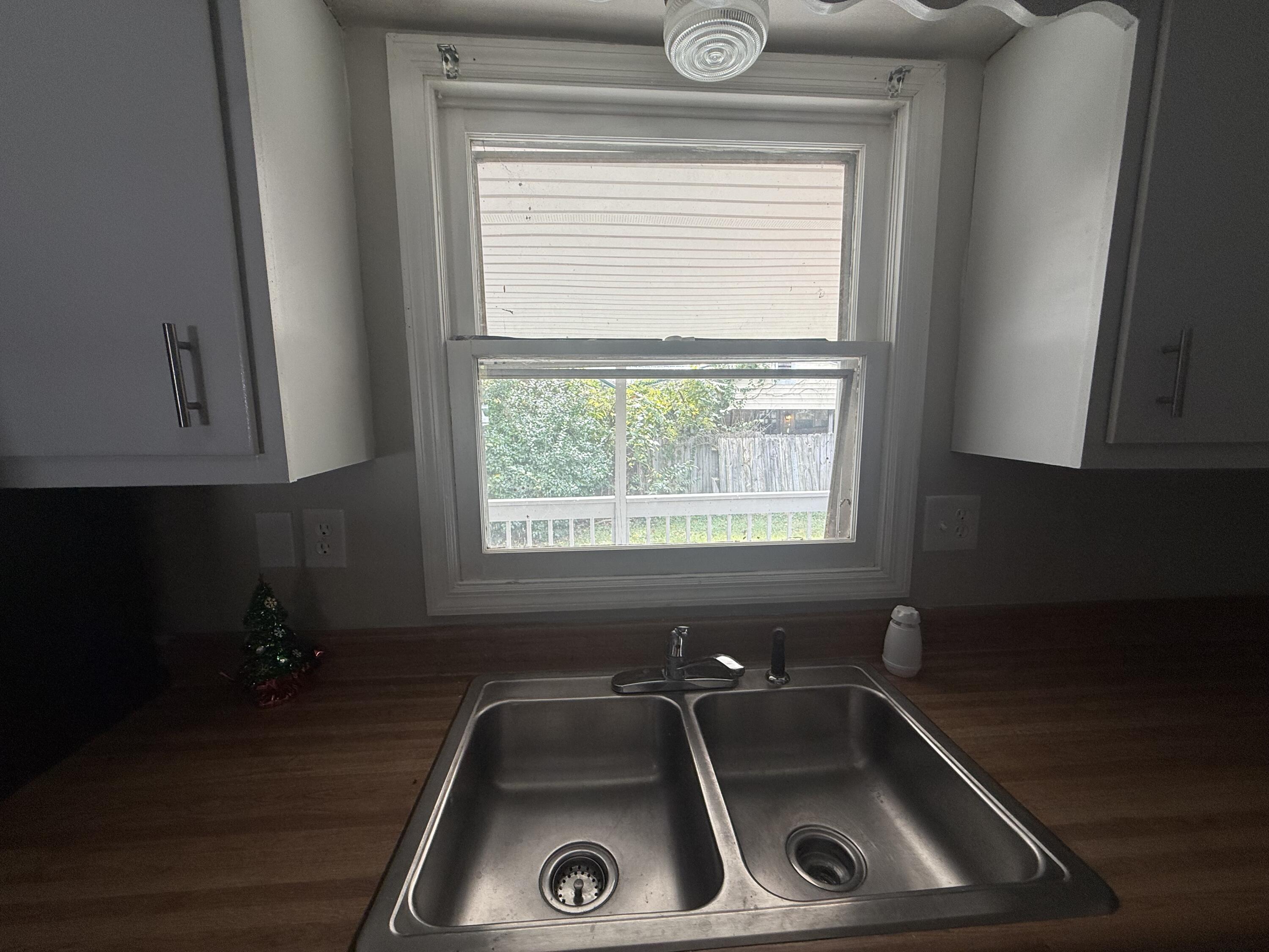 100 Brushwood Court Property Photo 9
