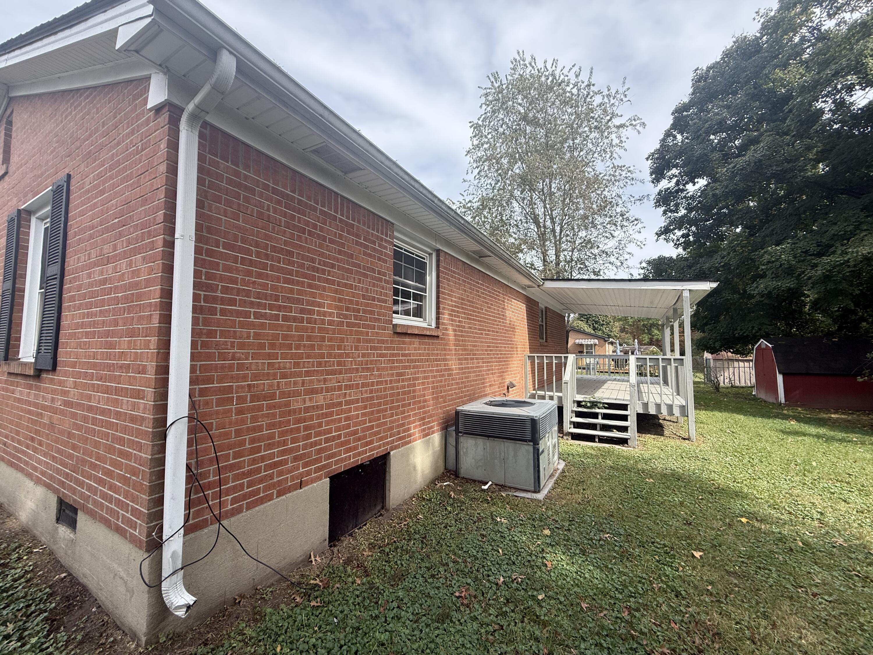 100 Brushwood Court Property Photo 16