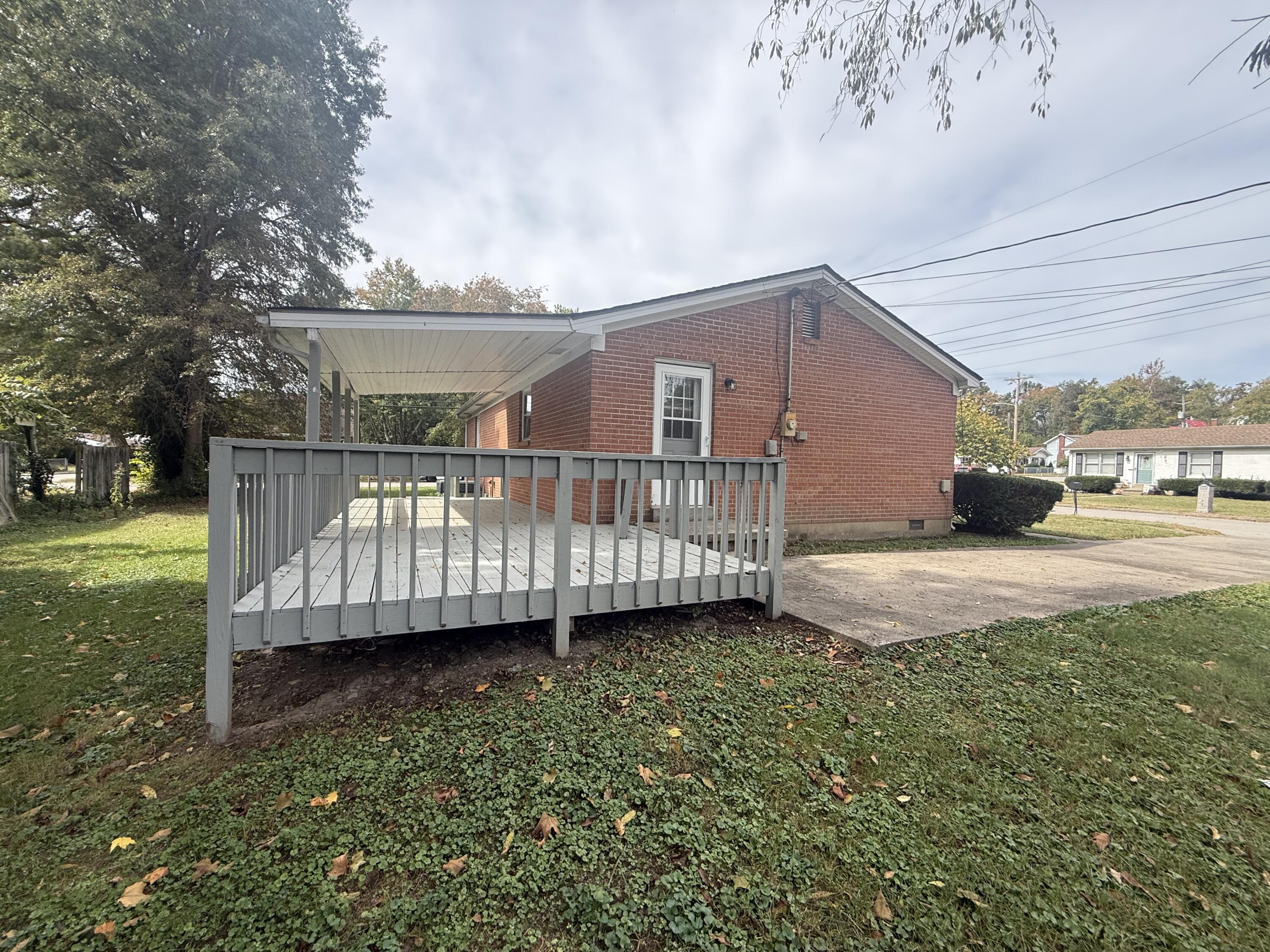 100 Brushwood Court Property Photo 19
