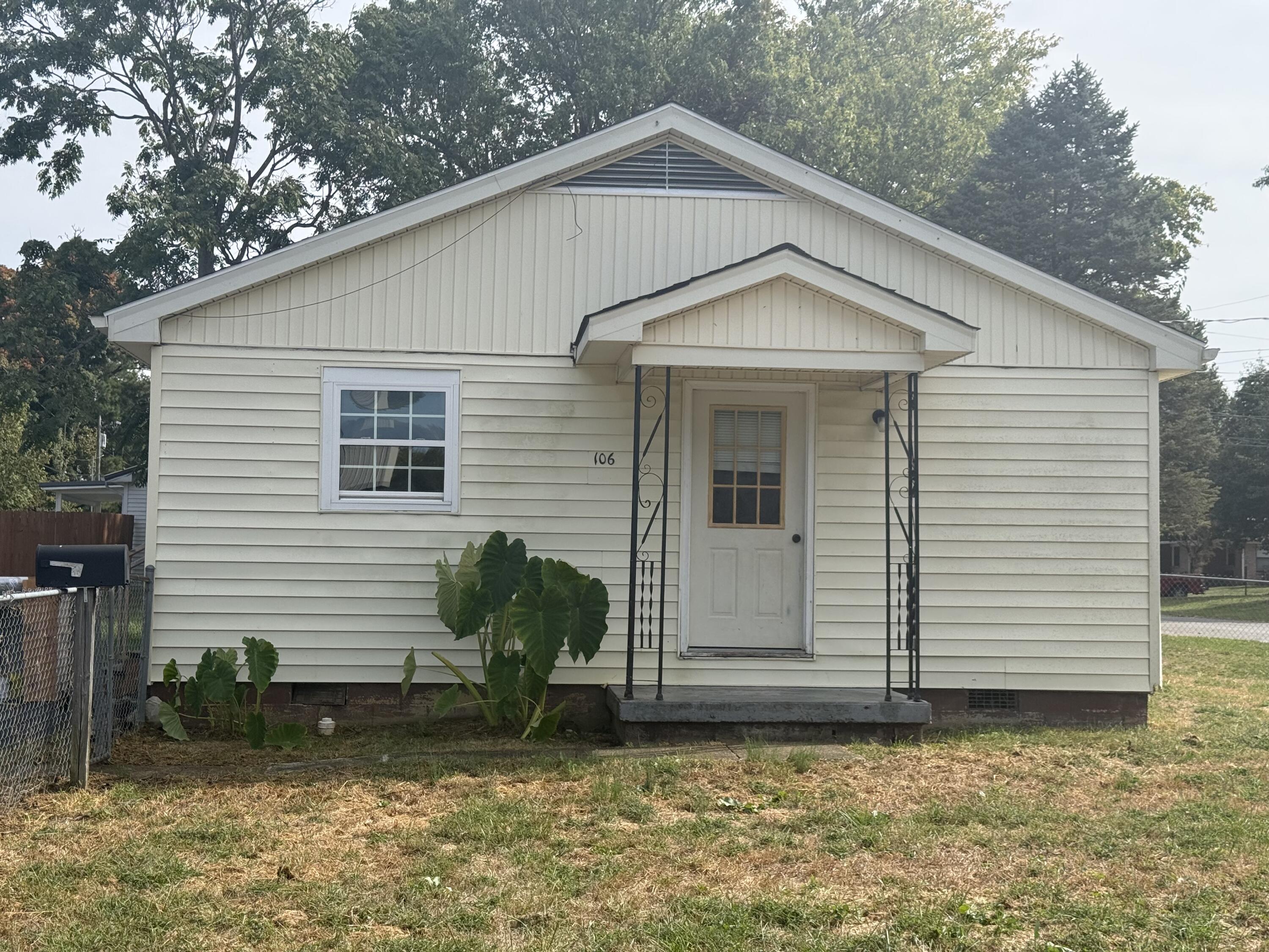 106 Lewis Street Property Photo 1