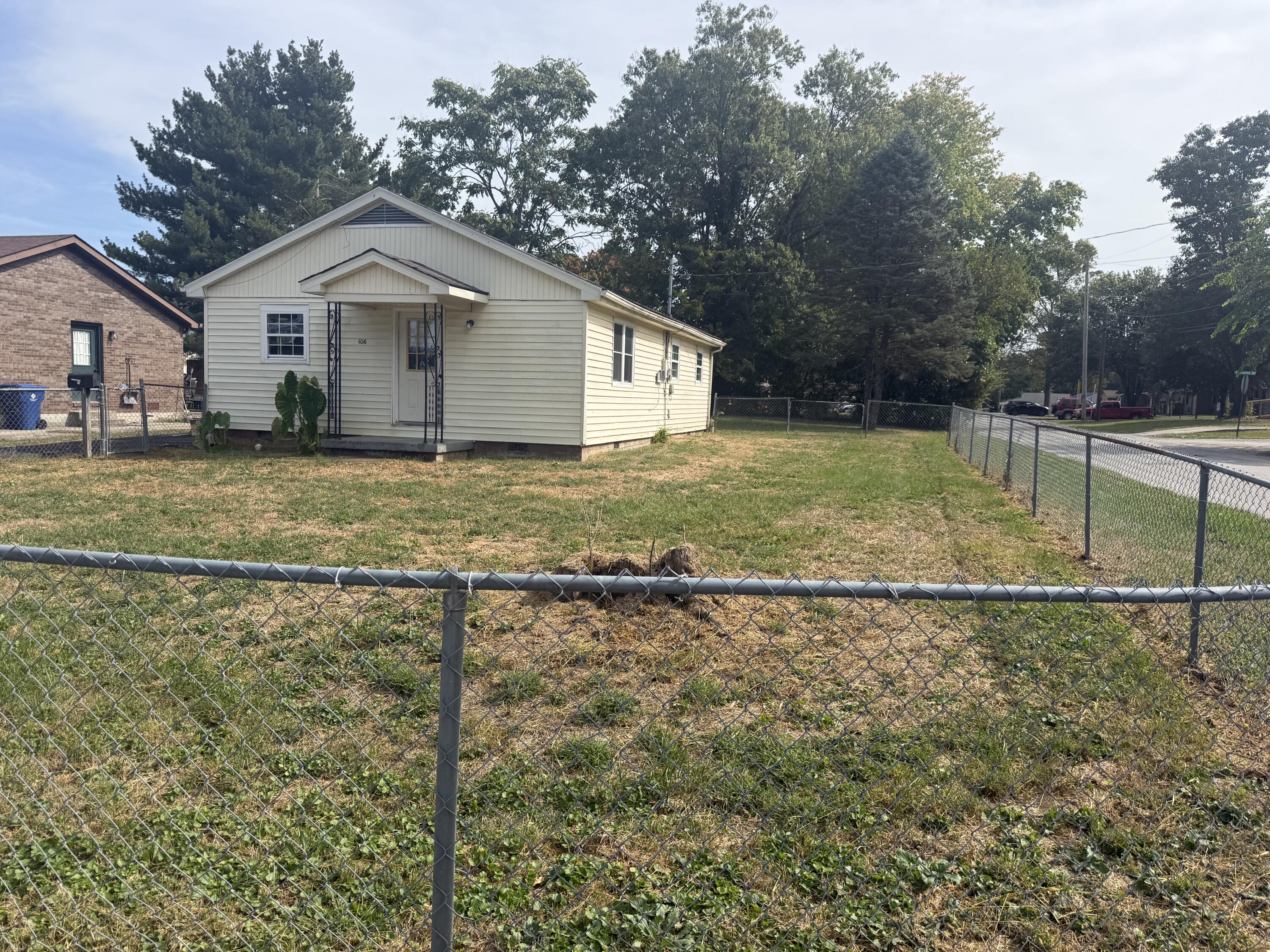 106 Lewis Street Property Photo 2