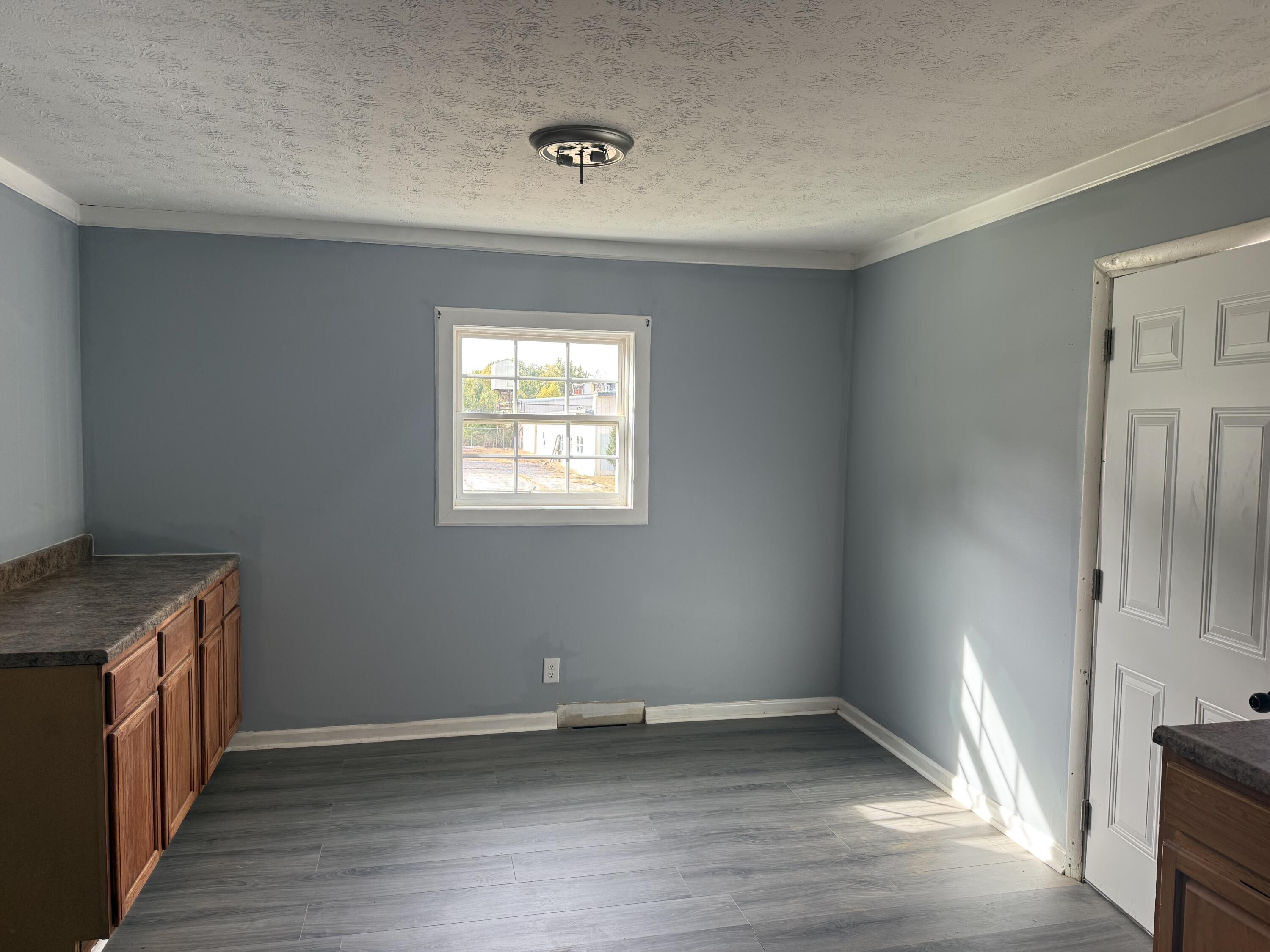 106 Lewis Street Property Photo 8