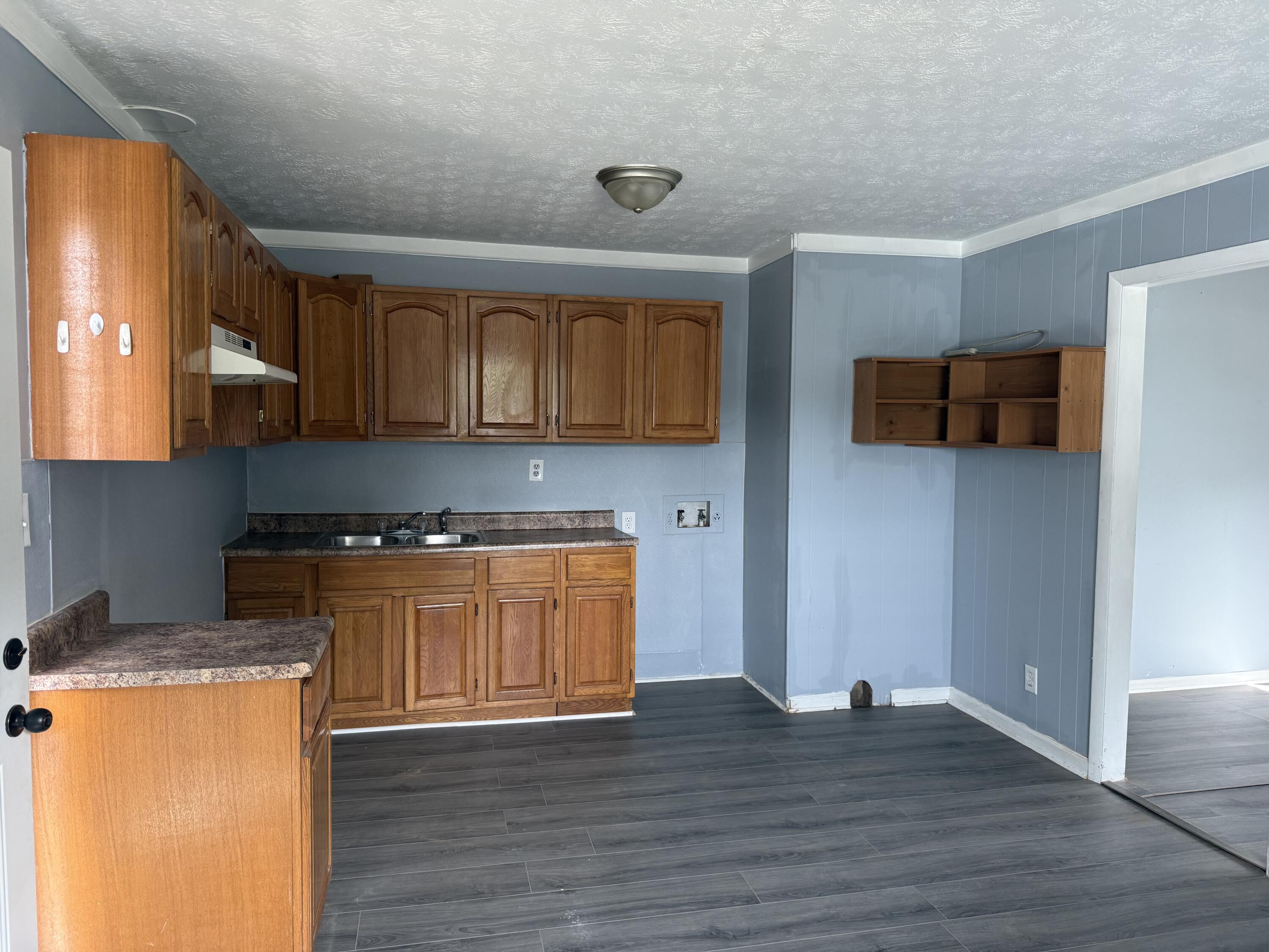 106 Lewis Street Property Photo 9