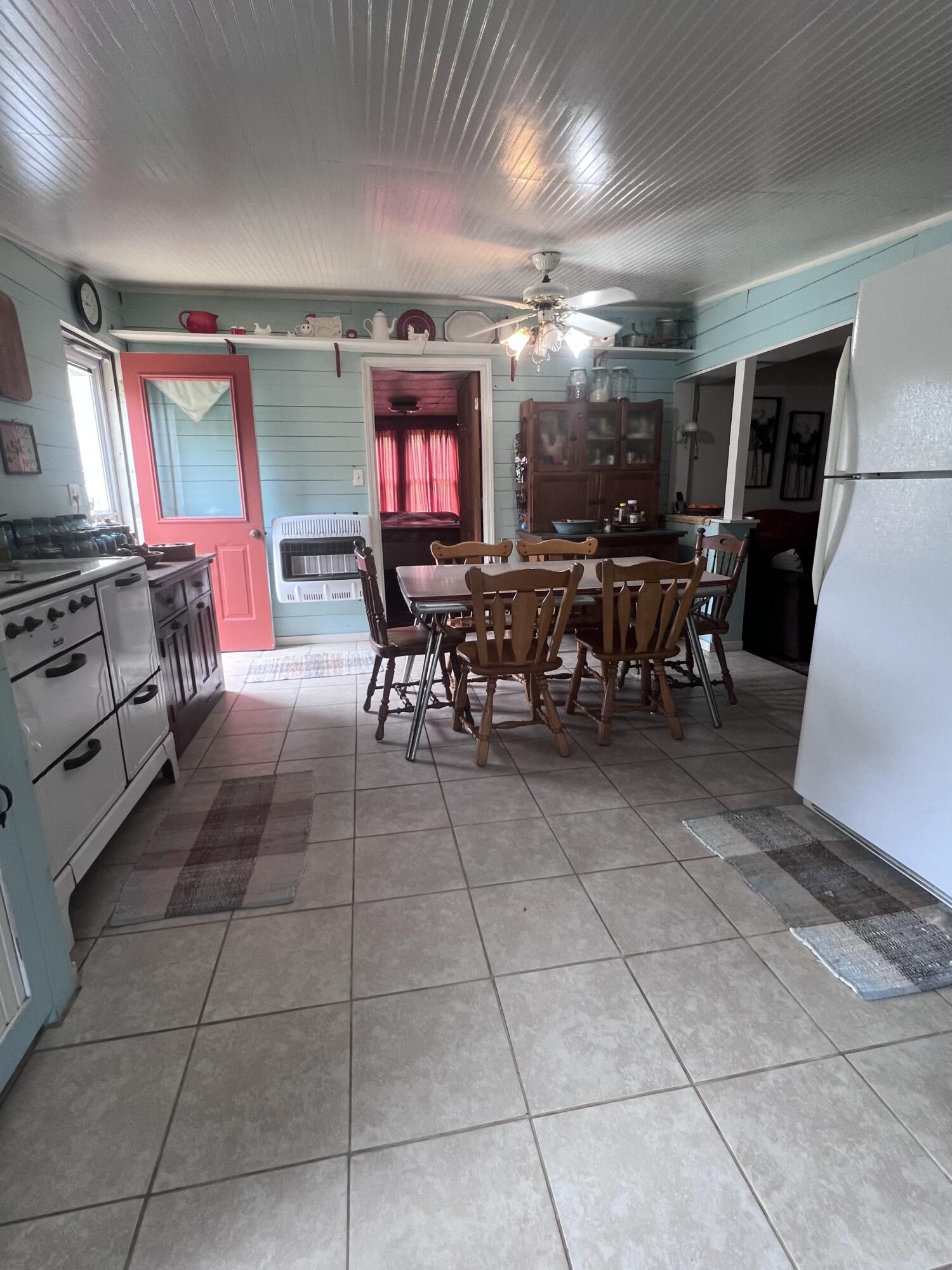 9095 Winchester Road Property Photo 13