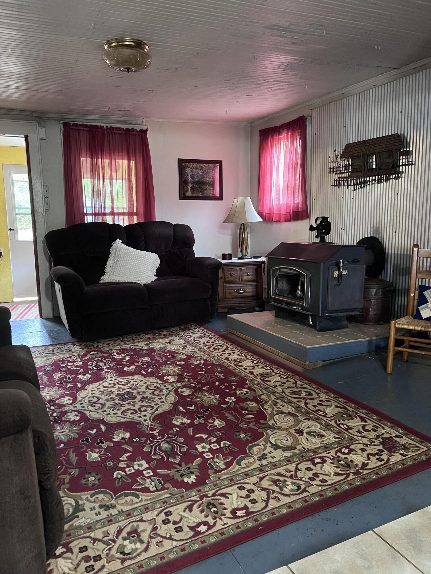 9095 Winchester Road Property Photo 21
