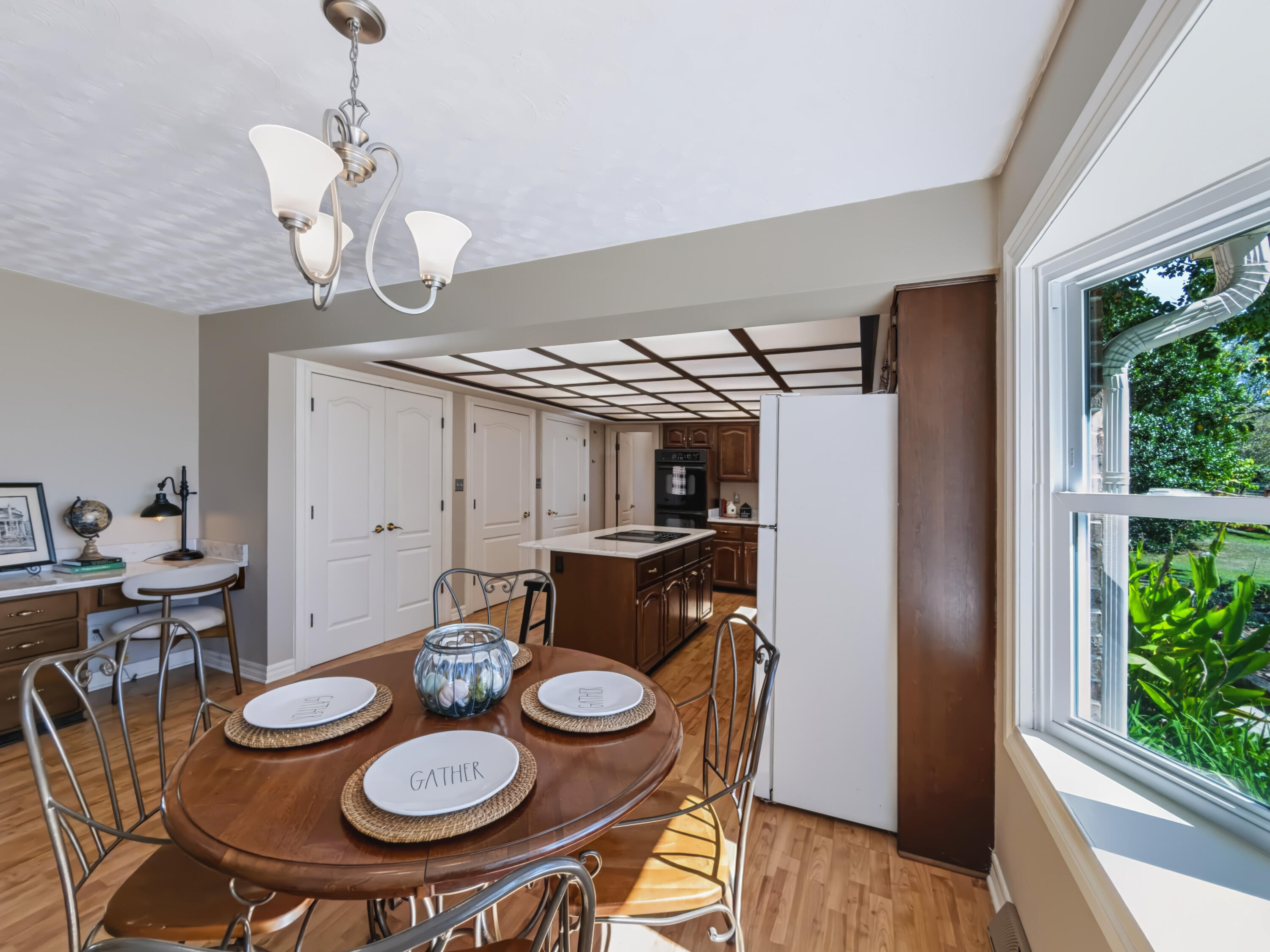 5004 Ash Valley Road Property Photo 6