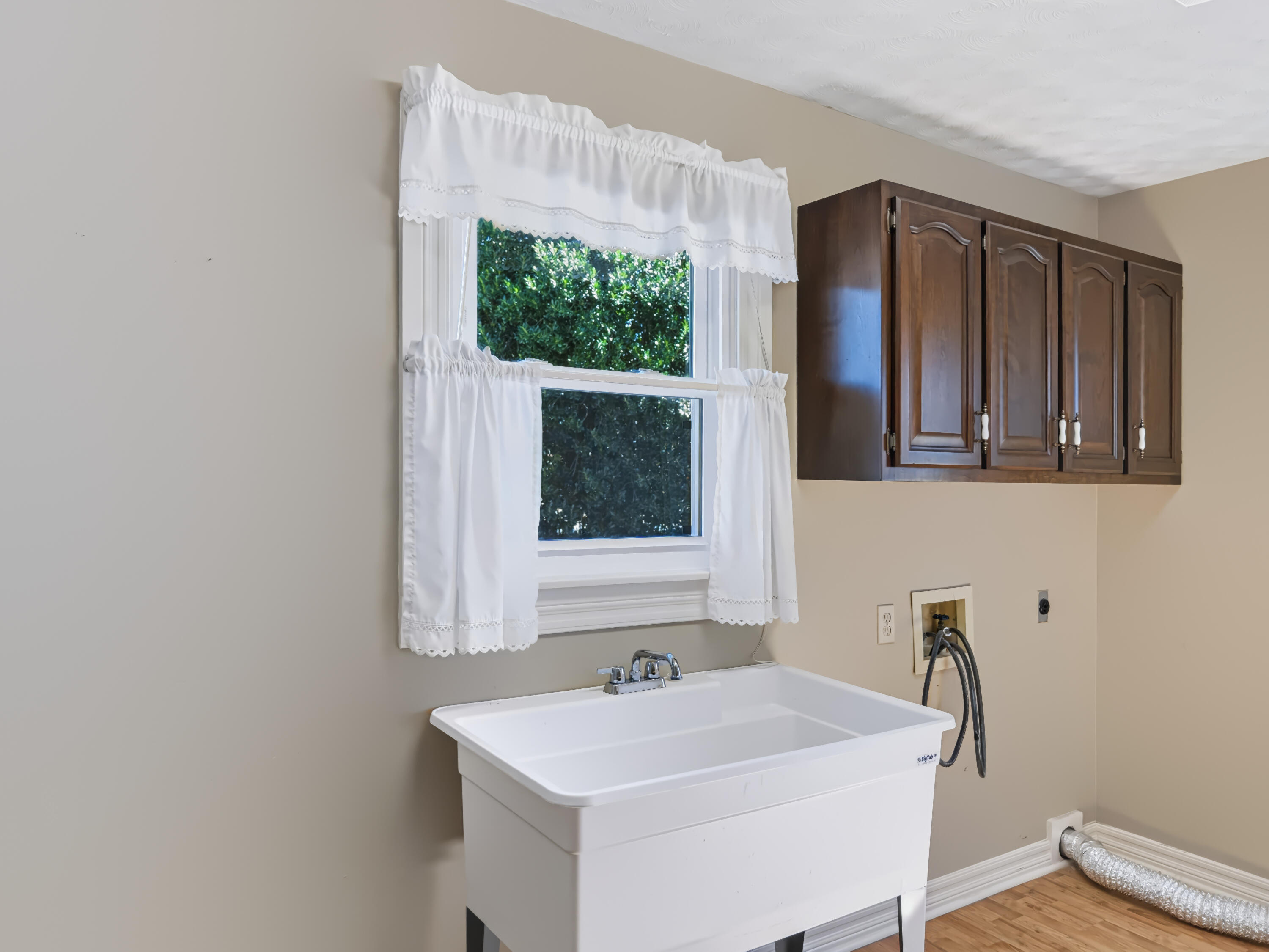 5004 Ash Valley Road Property Photo 13