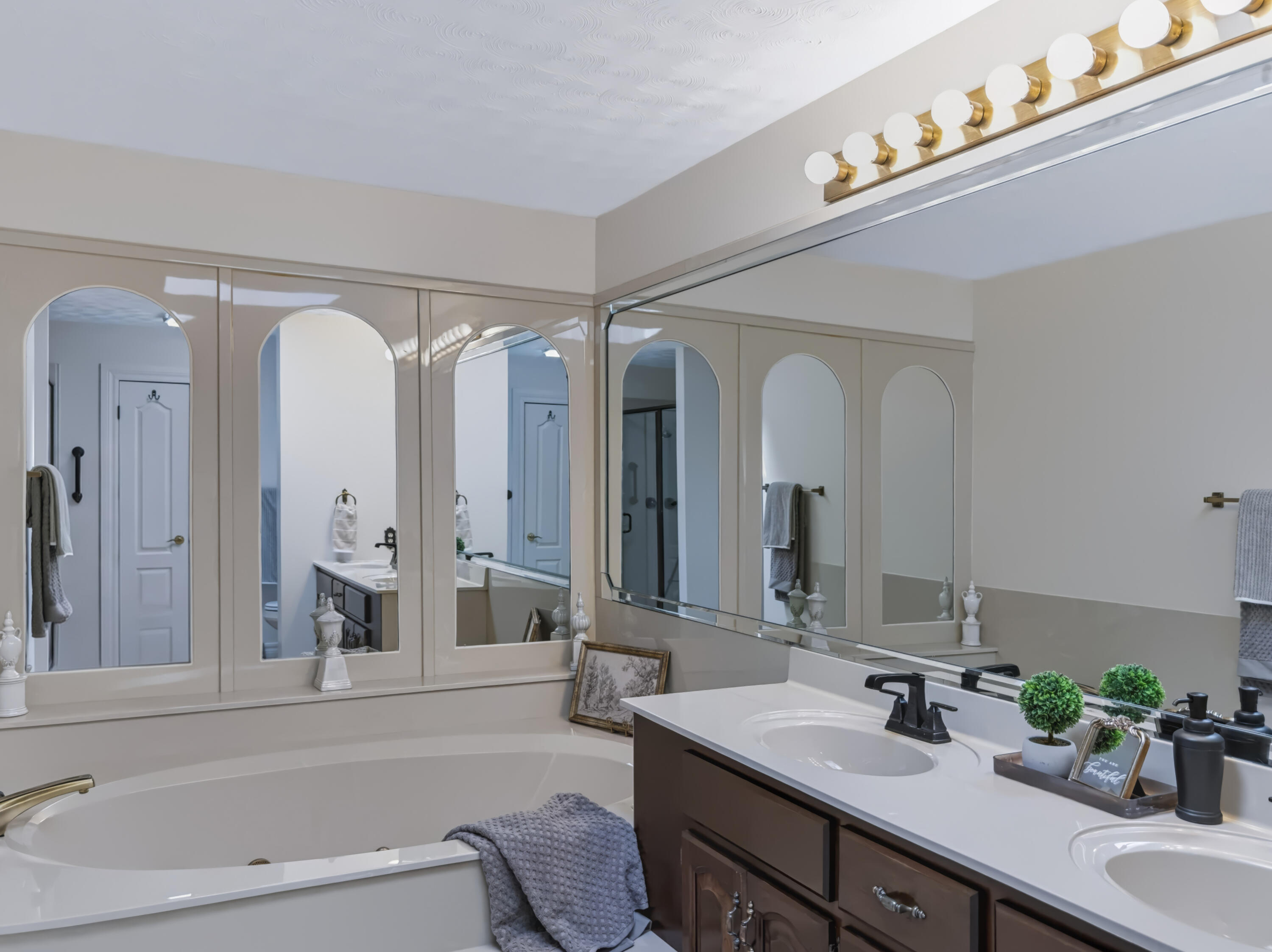 5004 Ash Valley Road Property Photo 27