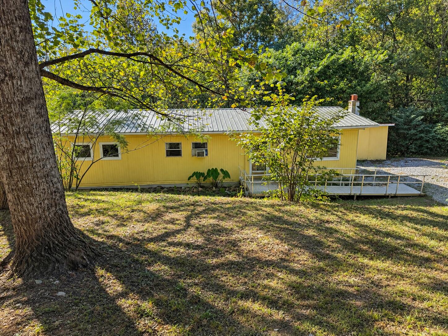 496 Cedar Bluff Circle Road Property Photo 9