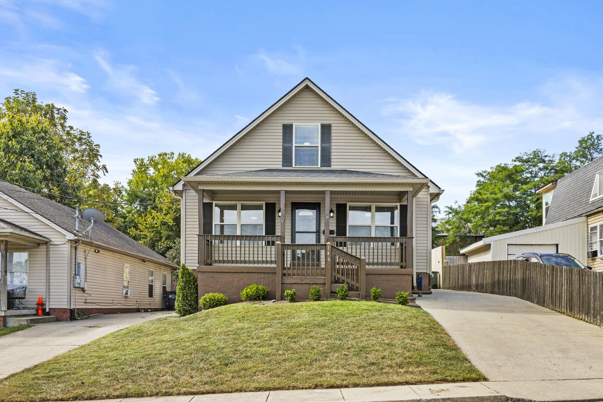 146 Ashton Drive Property Photo 3