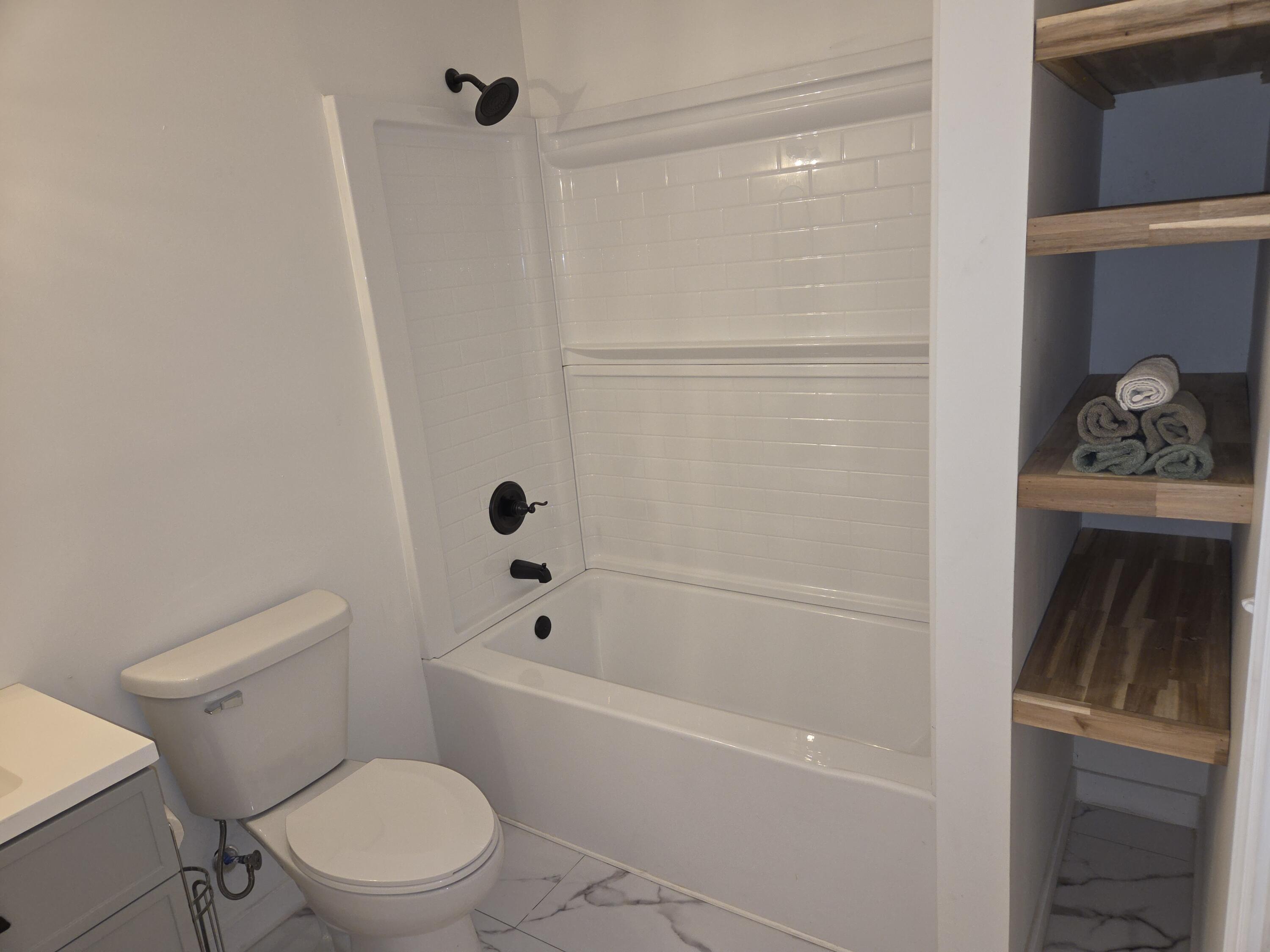 205 Riverside Drive Property Photo 17