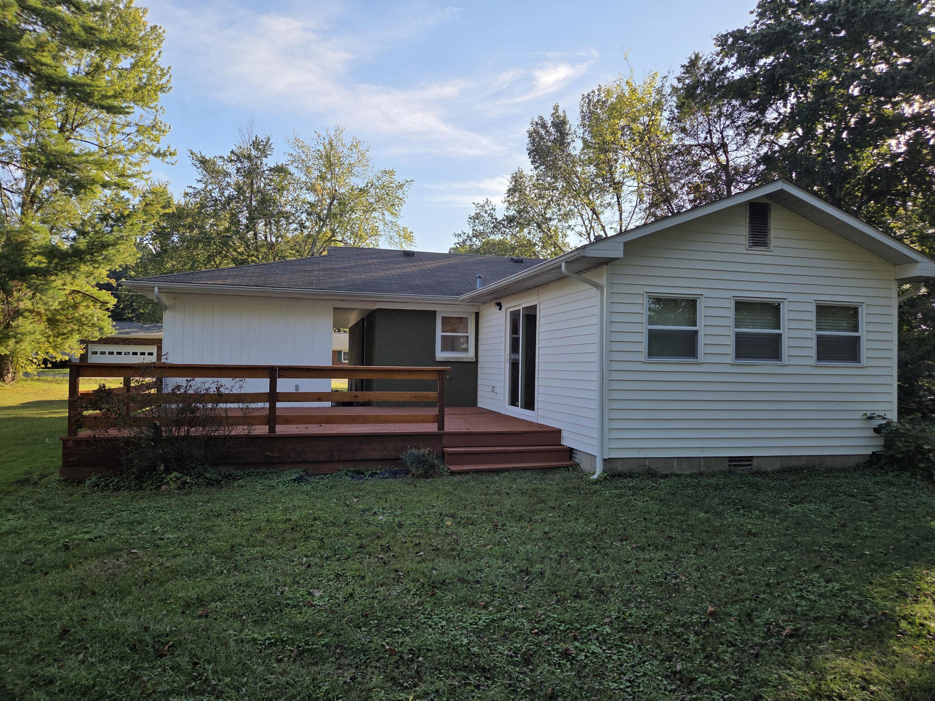 205 Riverside Drive Property Photo 24