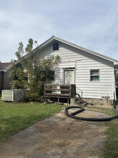 405 W 7th Street Property Photo 2