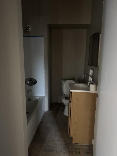 305 W 3rd Street Property Photo 4