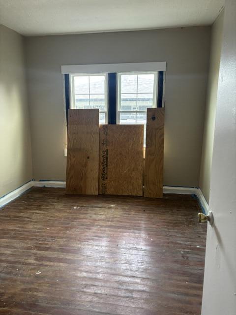 305 W 3rd Street Property Photo 5