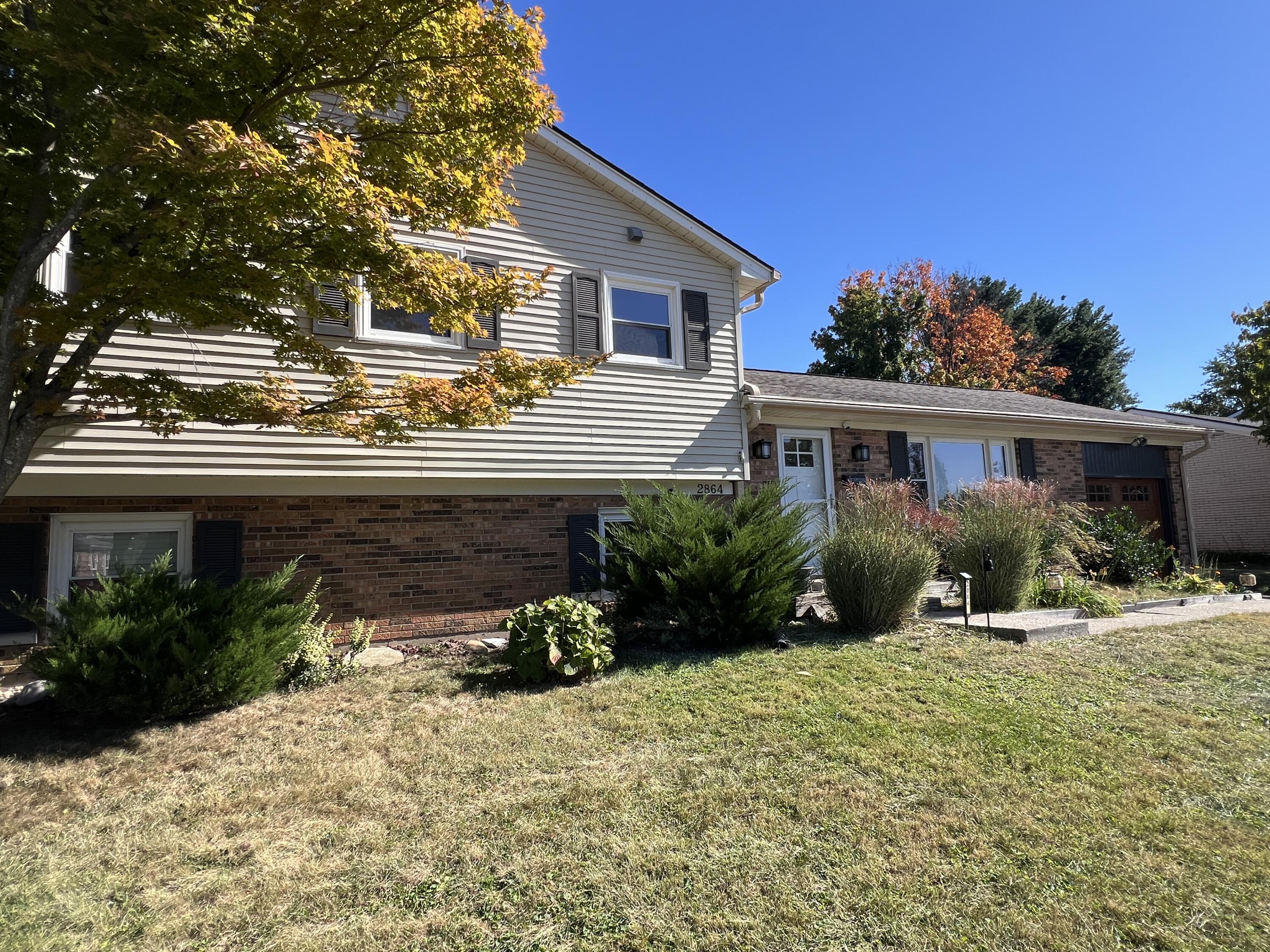 2864 Middlesex Way Property Photo 2