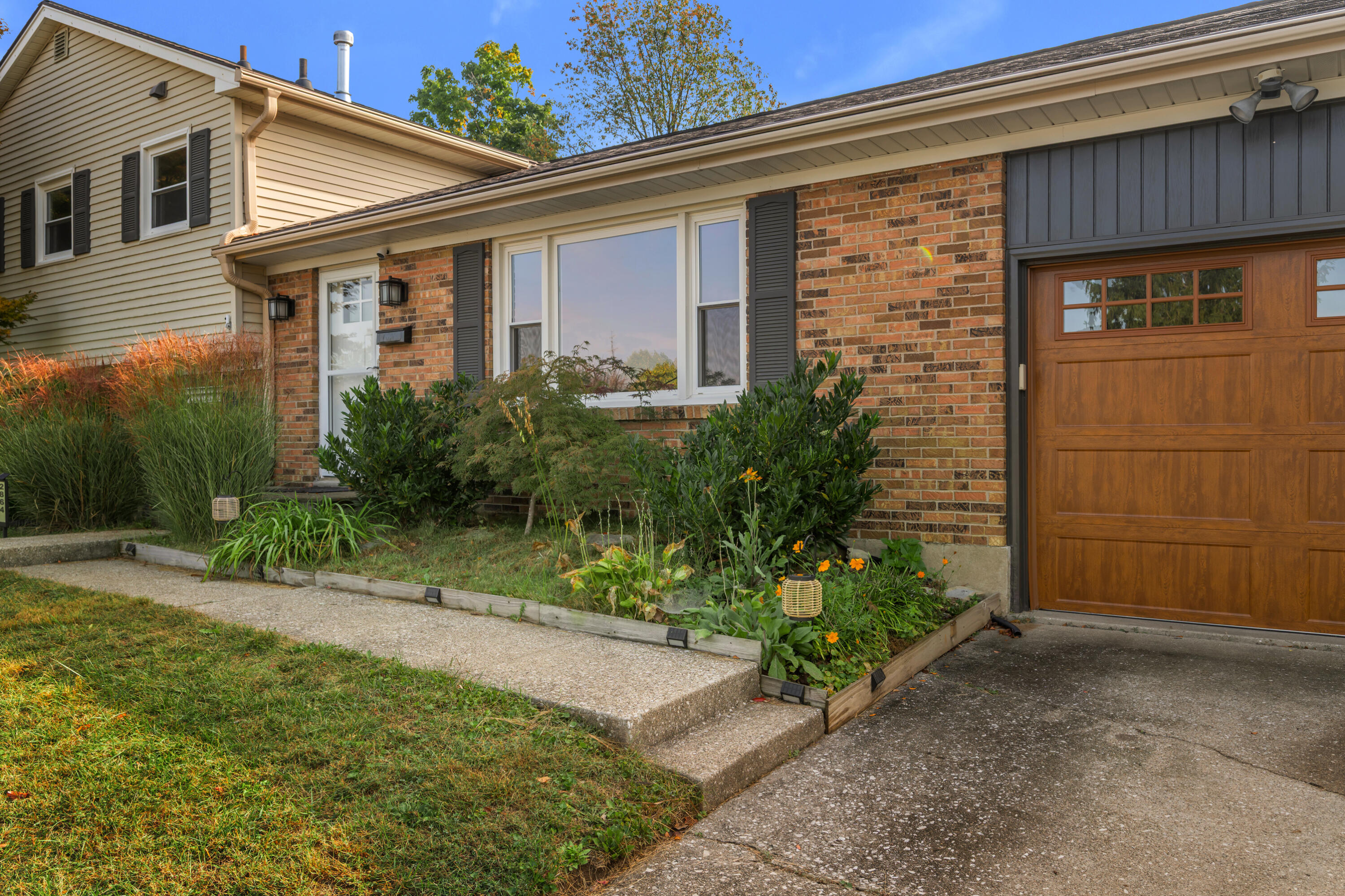 2864 Middlesex Way Property Photo 4