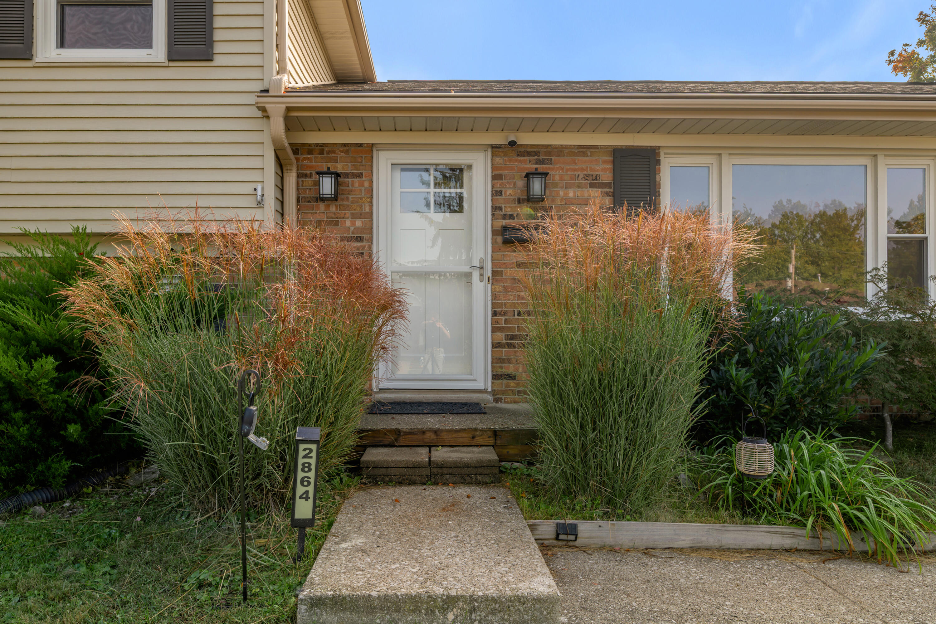 2864 Middlesex Way Property Photo 6