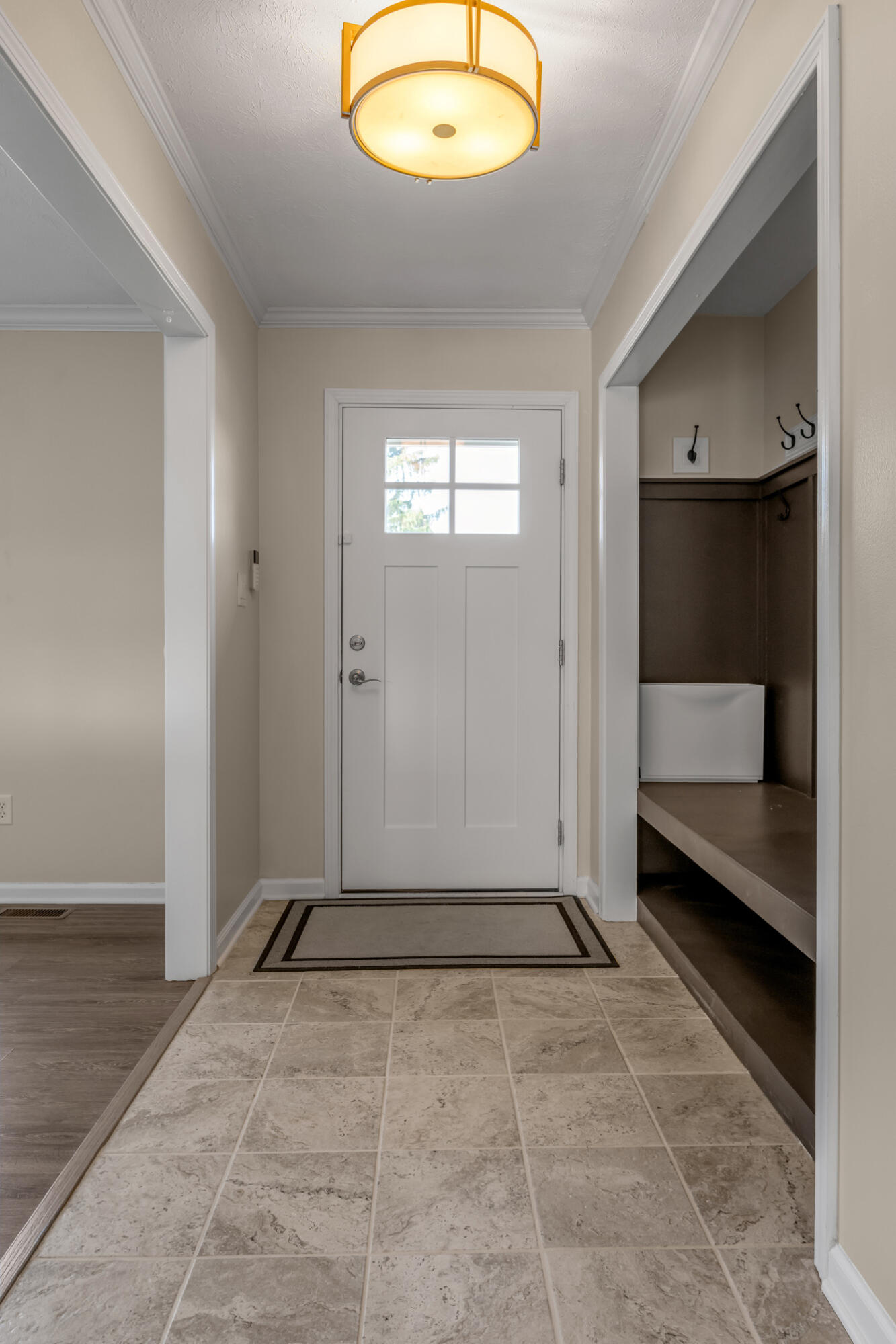 2864 Middlesex Way Property Photo 7